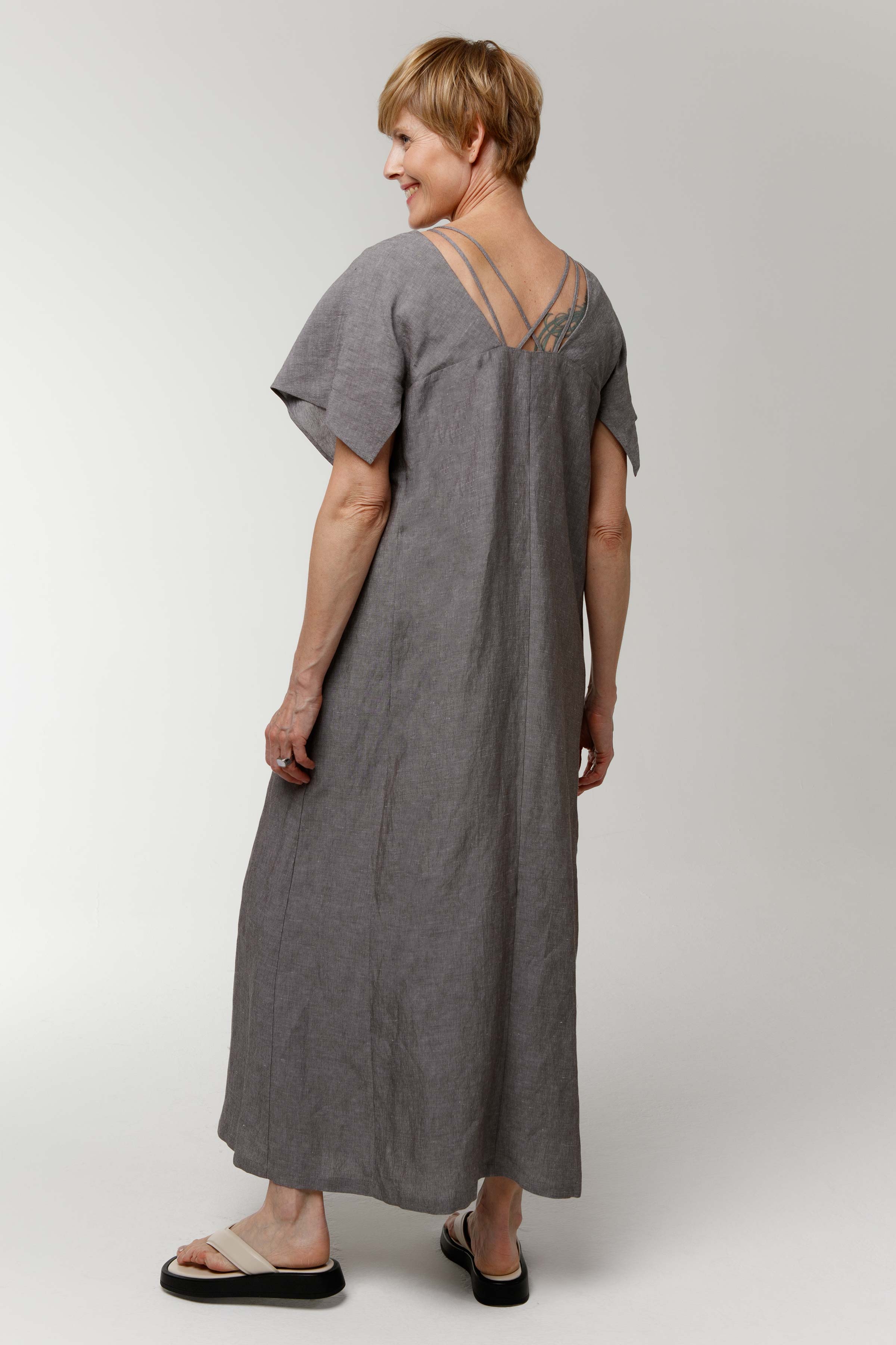 Платье с крылышками, лён 15 Серый меланж (melange gris) от Lesel (Лесель)! Заказывайте по ✆ 8 (800) 777 02 37