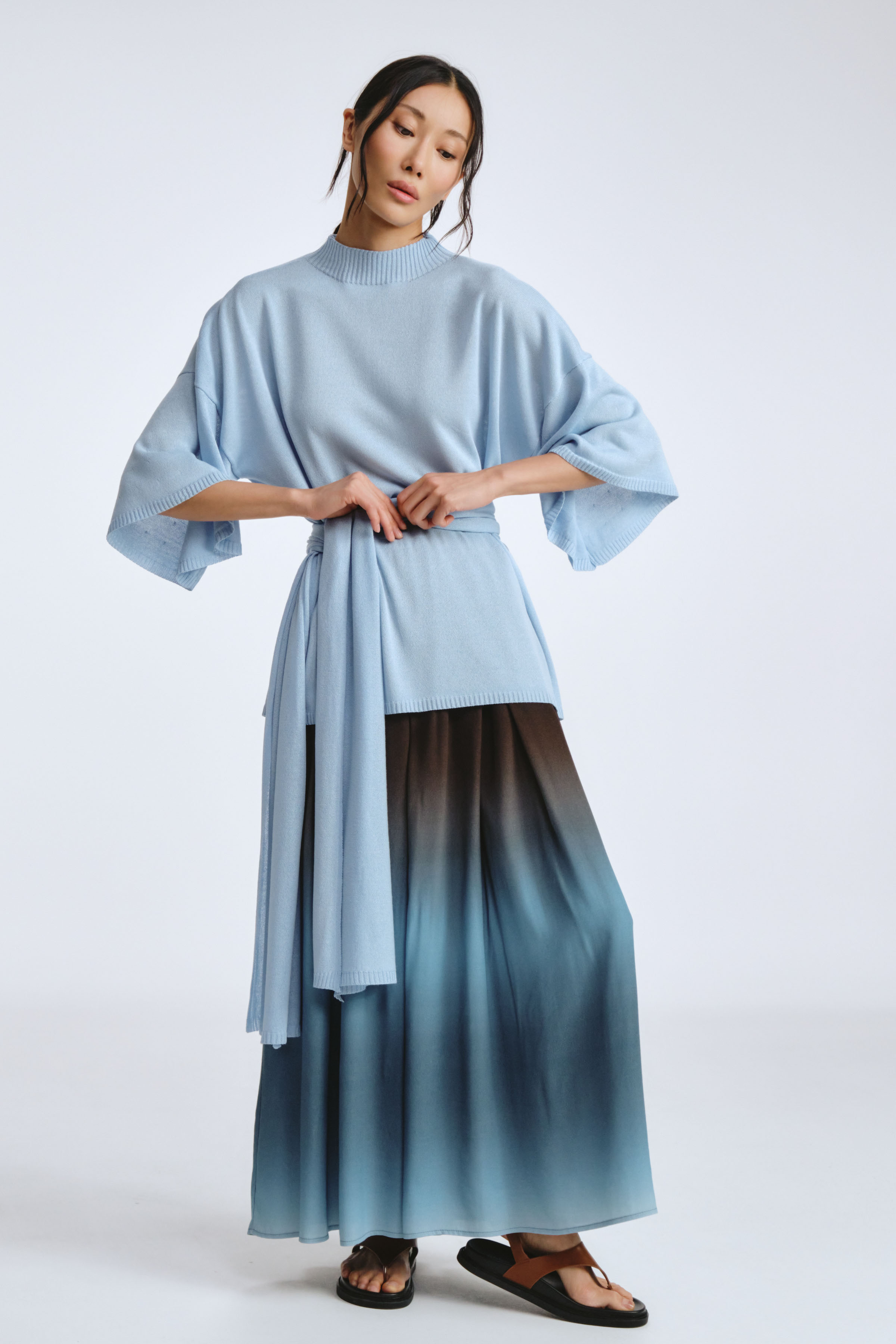 Джемпер с широким рукавом и поясом  от Lesel (Лесель)! Заказывайте по ✆ 8 (800) 777 02 37