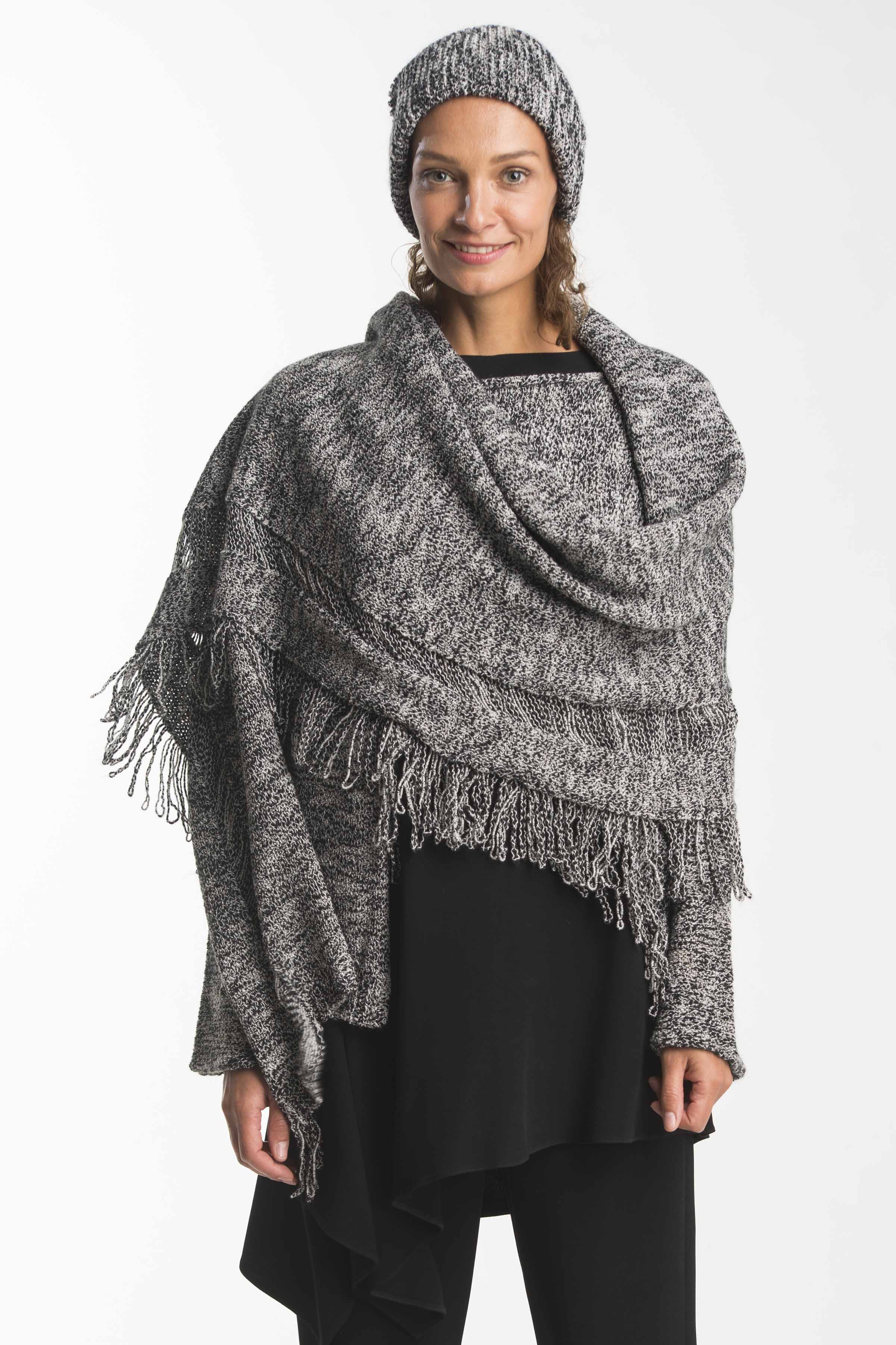 Шарф с бахромой "Рогожка" 24 Шафран (safran), 16 Черный меланж (melange noir) от Lesel (Лесель)! Заказывайте по ✆ 8 (800) 777 02 37