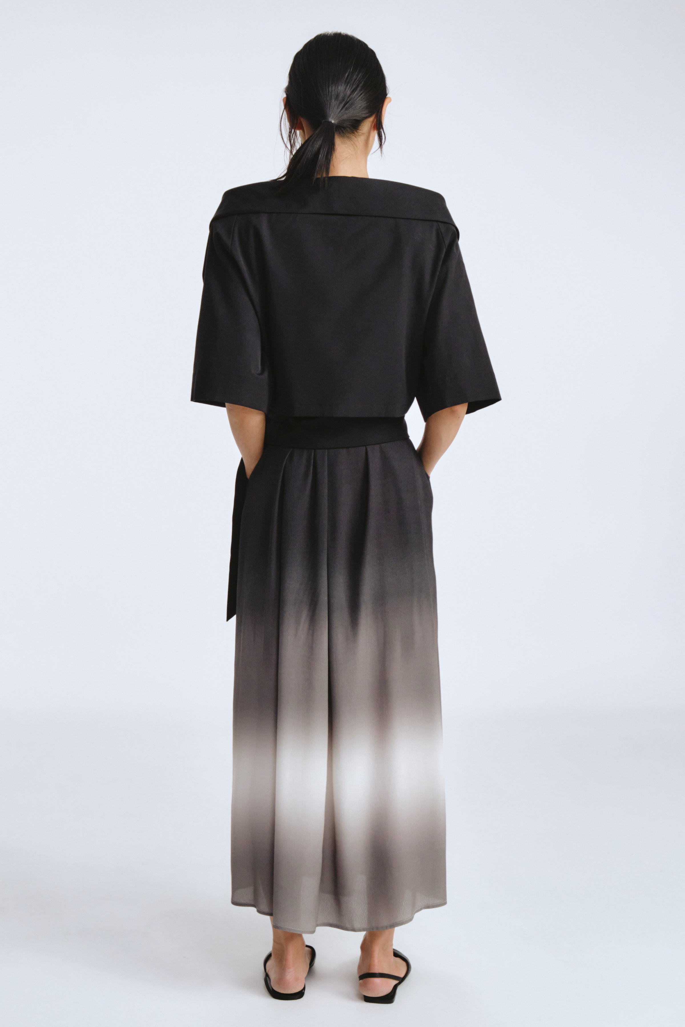 Блуза болеро с открытыми плечами  от Lesel (Лесель)! Заказывайте по ✆ 8 (800) 777 02 37