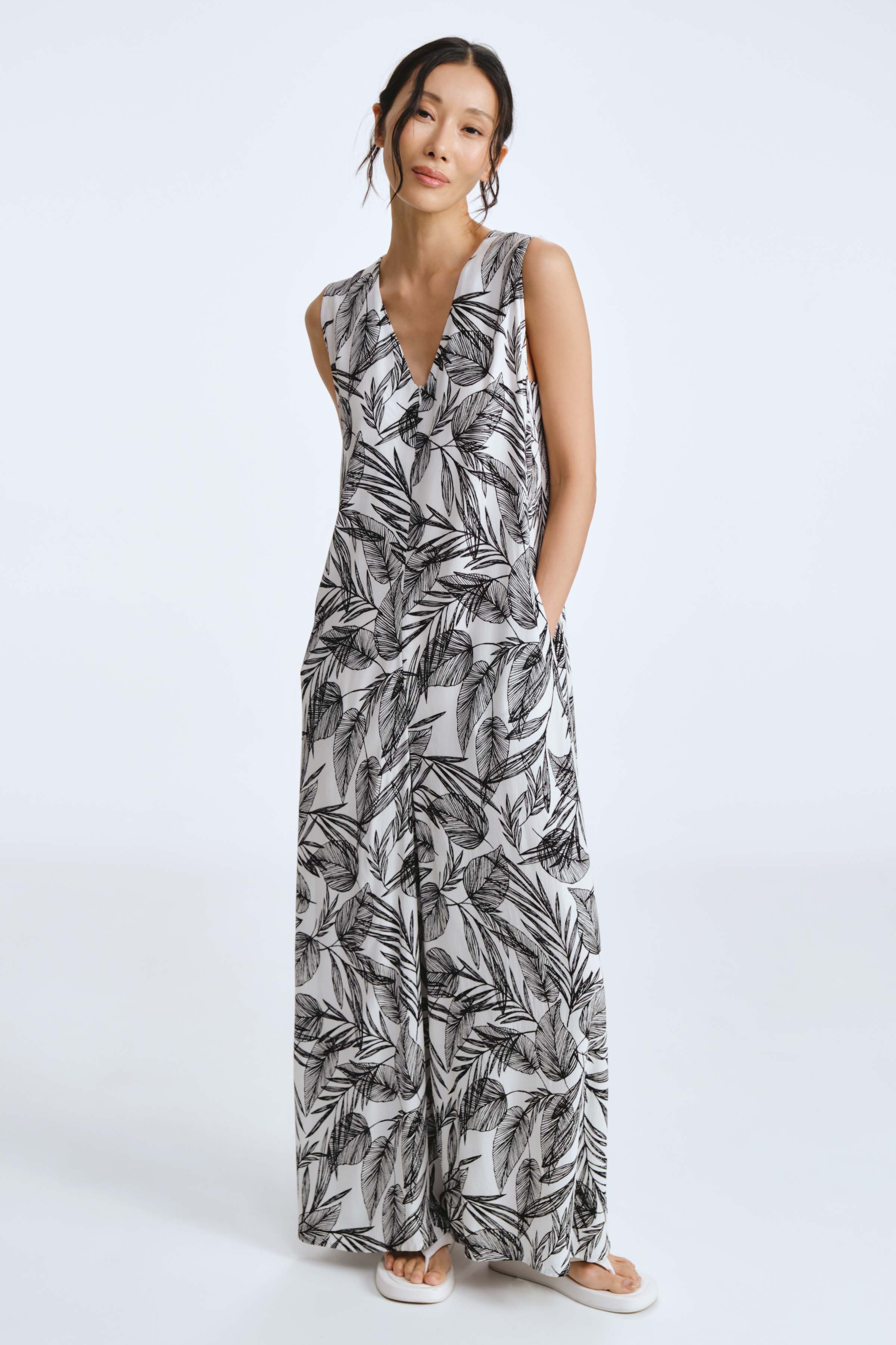 Комбинезон Листья с отлетными деталями