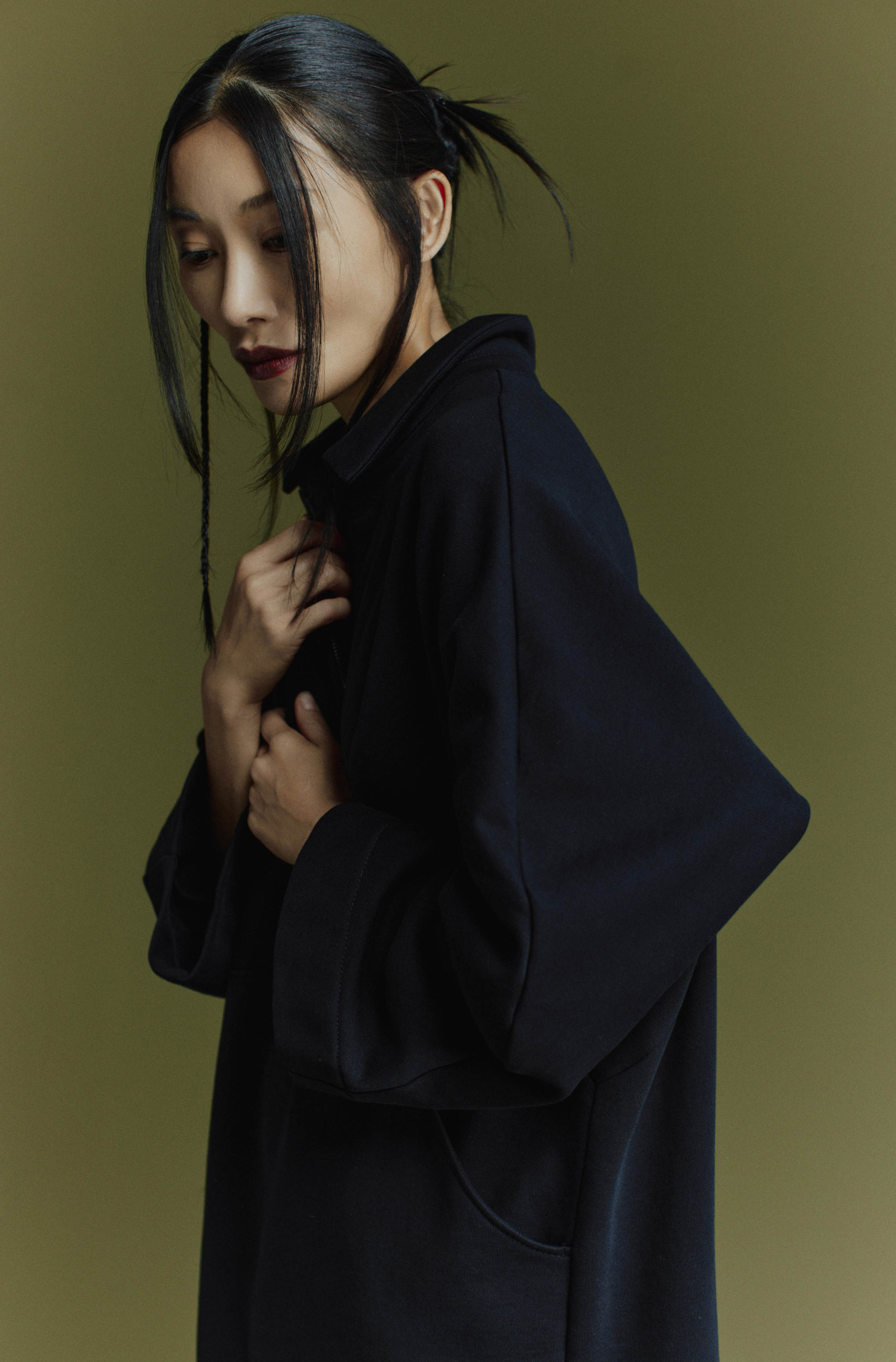 Платье с фигурными ластовицами, футер