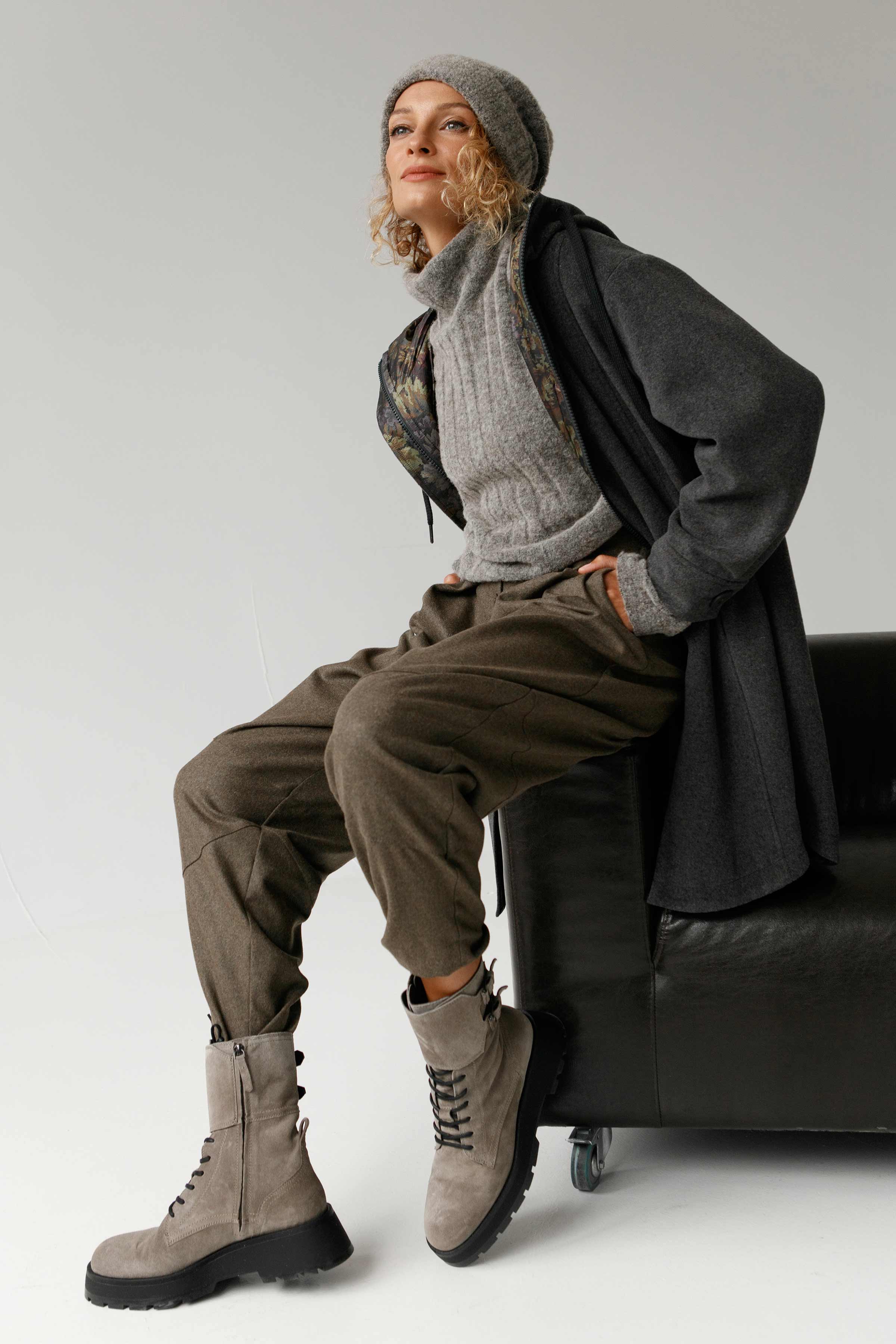 Пальто Рубашка с капюшоном темное 11 Антрацит (anthracite) от Lesel (Лесель)! Заказывайте по ✆ 8 (800) 777 02 37