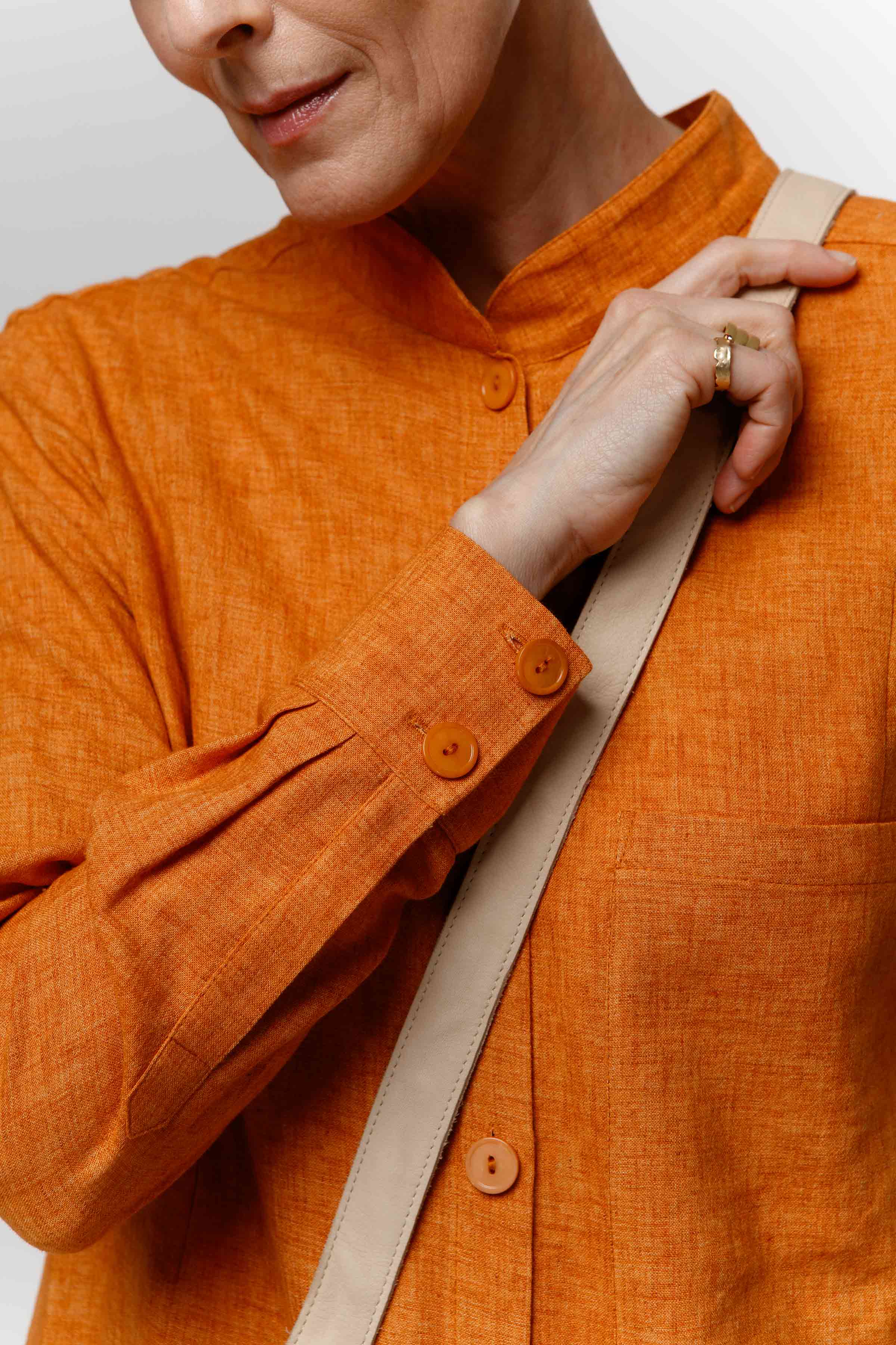 Блуза с кокеткой, вискоза/лён  от Lesel (Лесель)! Заказывайте по ✆ 8 (800) 777 02 37