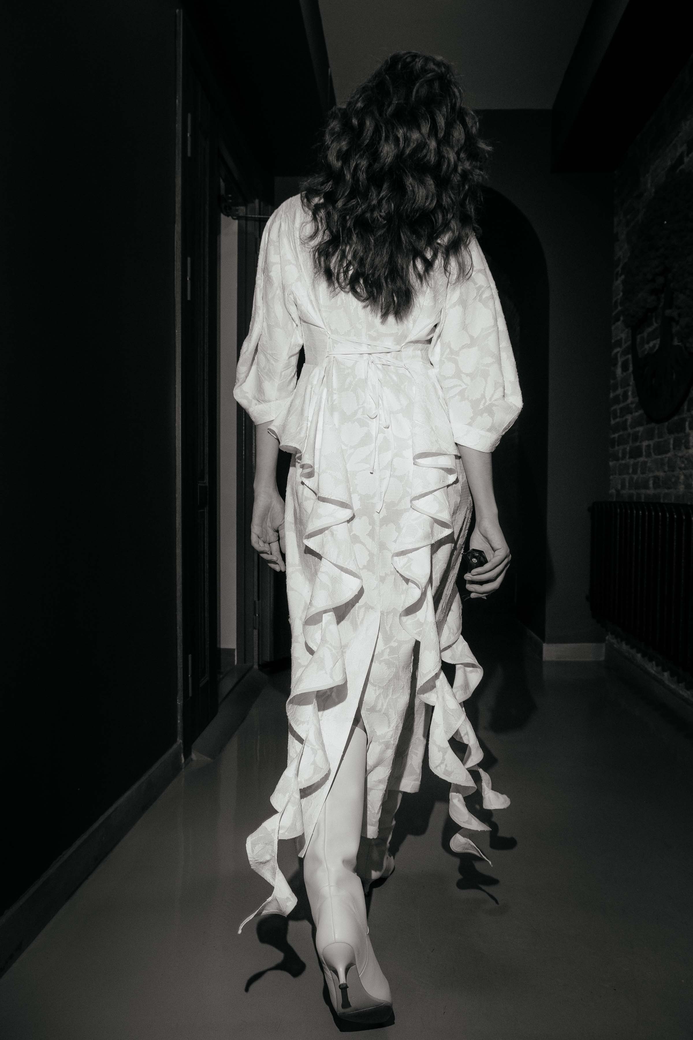 Платье с воланами Прозрачные цветы