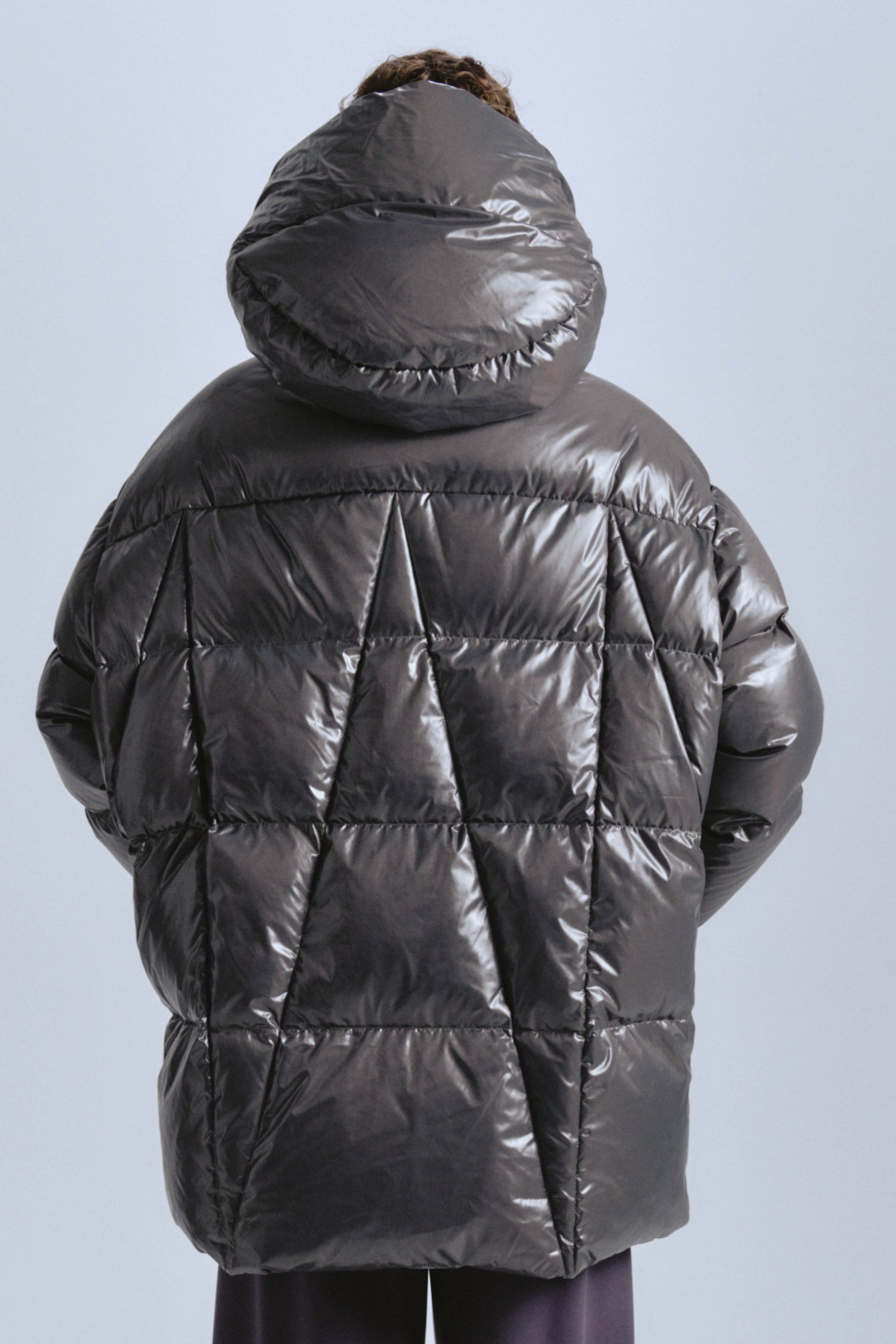 Куртка пуховая пончо-квадрат 10 Серый (grise), 00 Черный (noir), 79 Гербарий (herbal) от Lesel (Лесель)! Заказывайте по ✆ 8 (800) 777 02 37