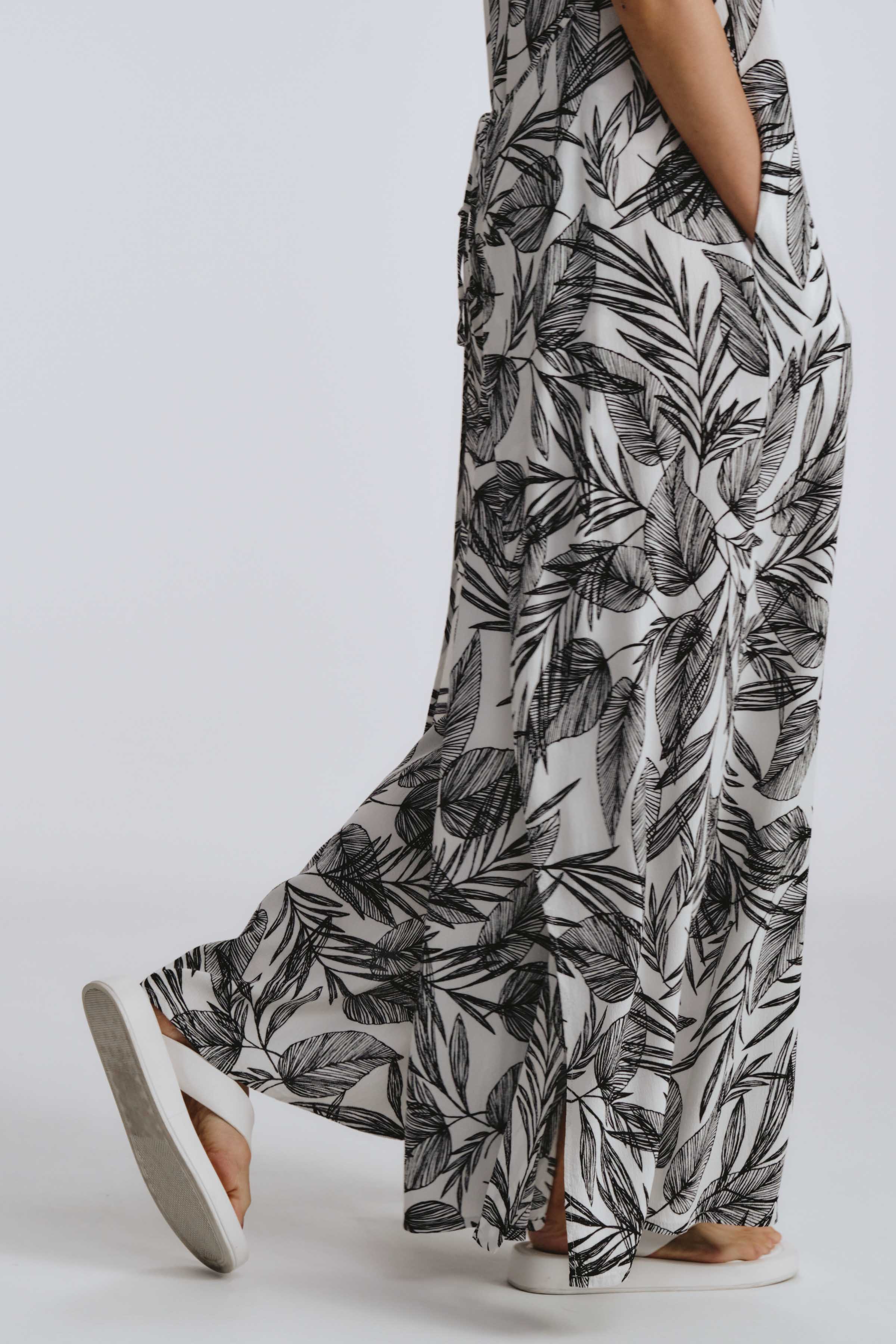 Комбинезон Листья с отлетными деталями