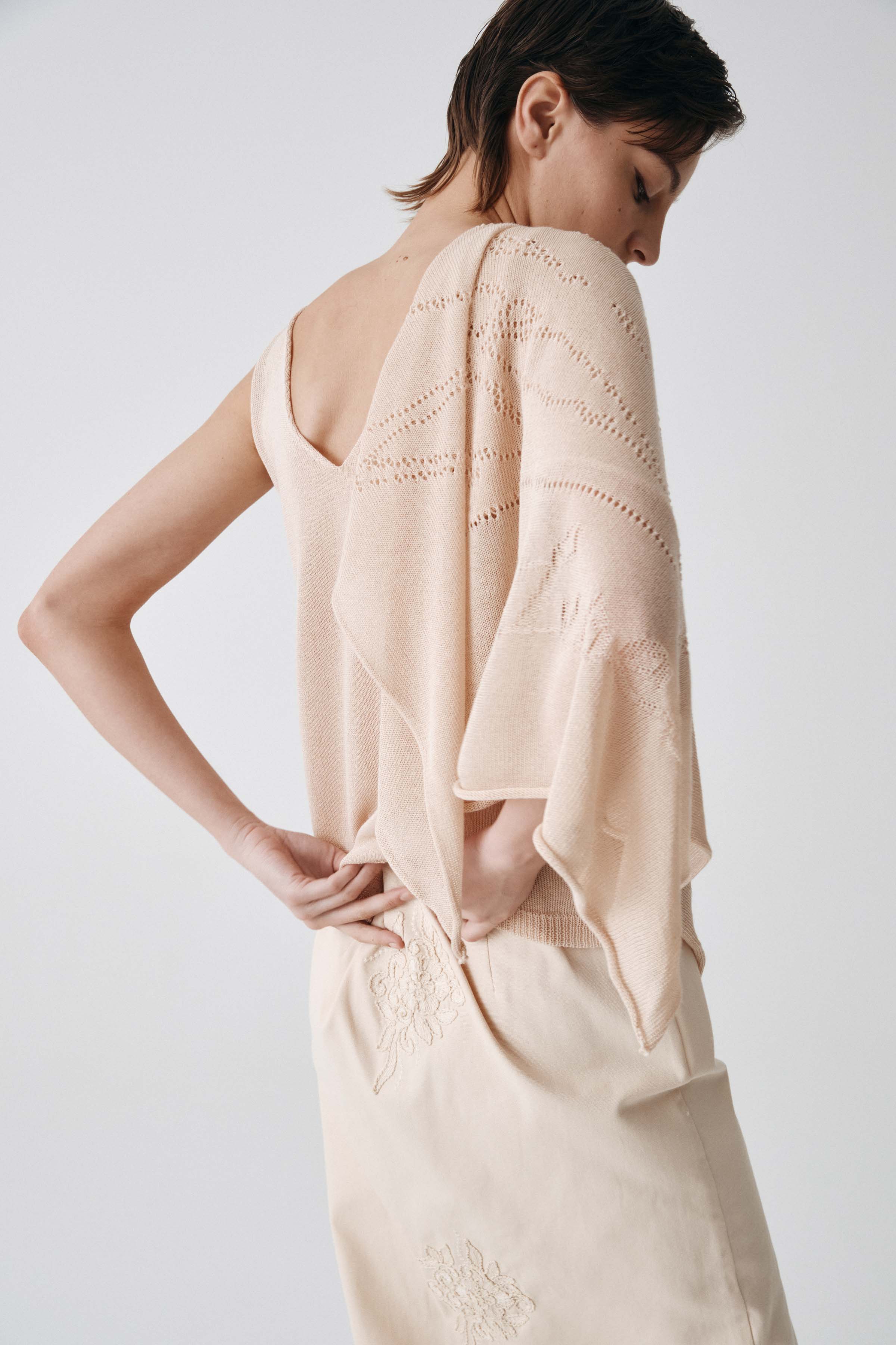 Платок Графика  от Lesel (Лесель)! Заказывайте по ✆ 8 (800) 777 02 37