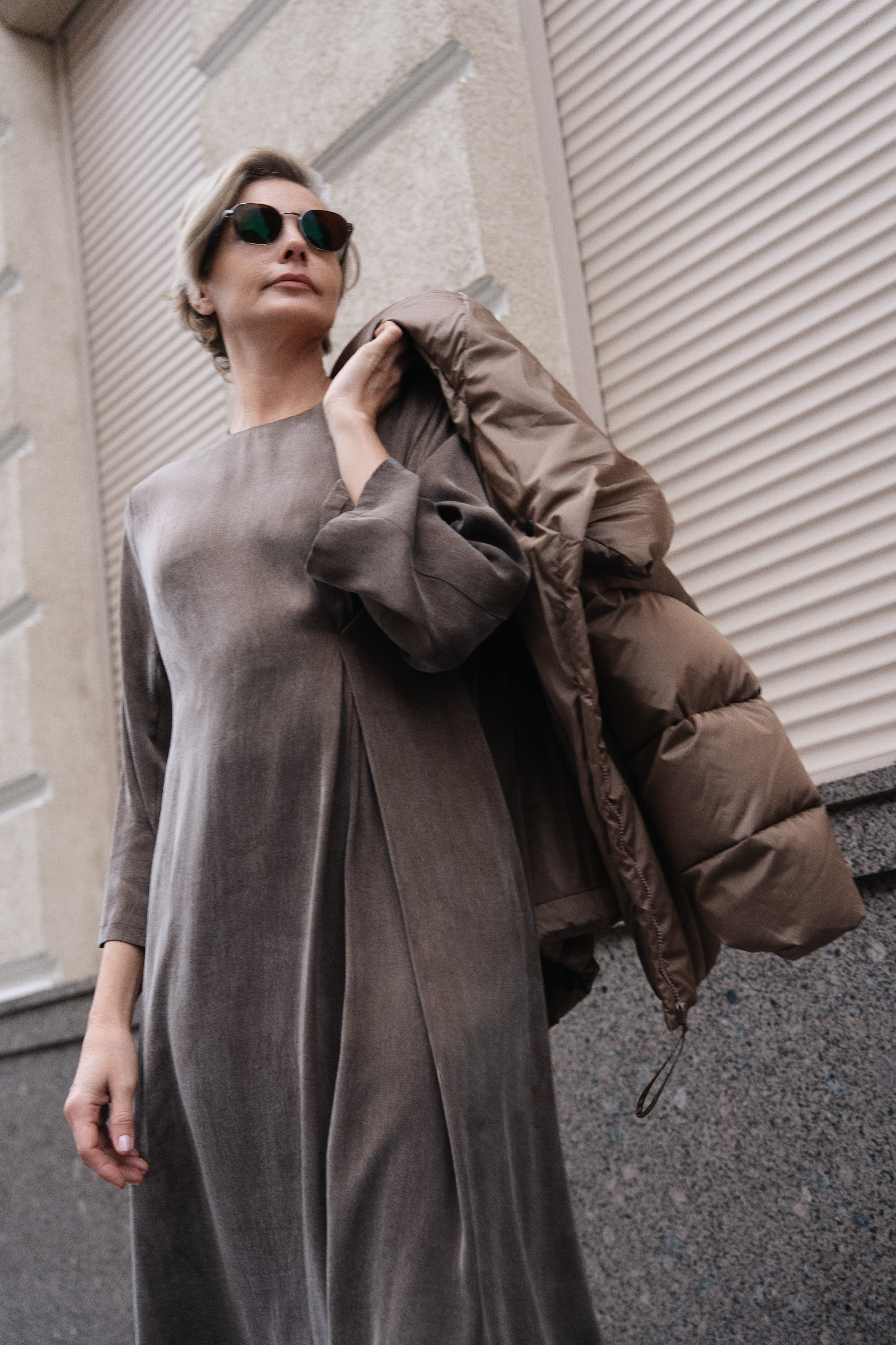 Платье Вертикаль, вареный шелк 71 Мокко меланж (melange mocco) от Lesel (Лесель)! Заказывайте по ✆ 8 (800) 777 02 37