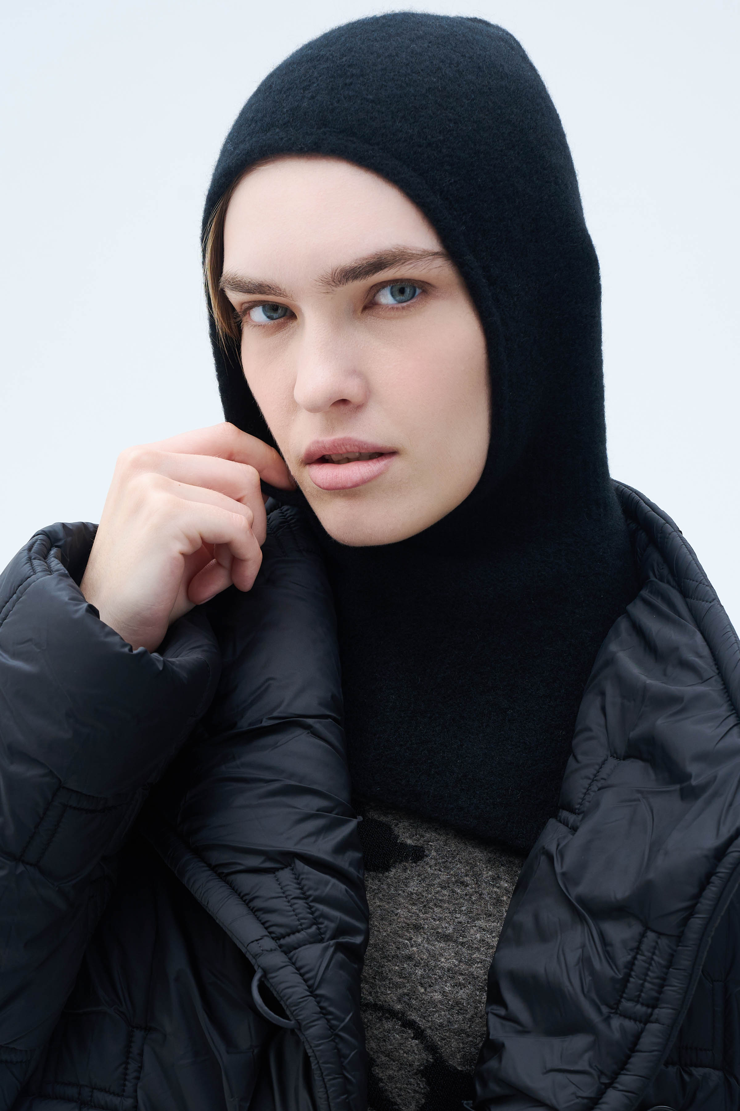 Капор 00 Черный (noir) от Lesel (Лесель)! Заказывайте по ✆ 8 (800) 777 02 37