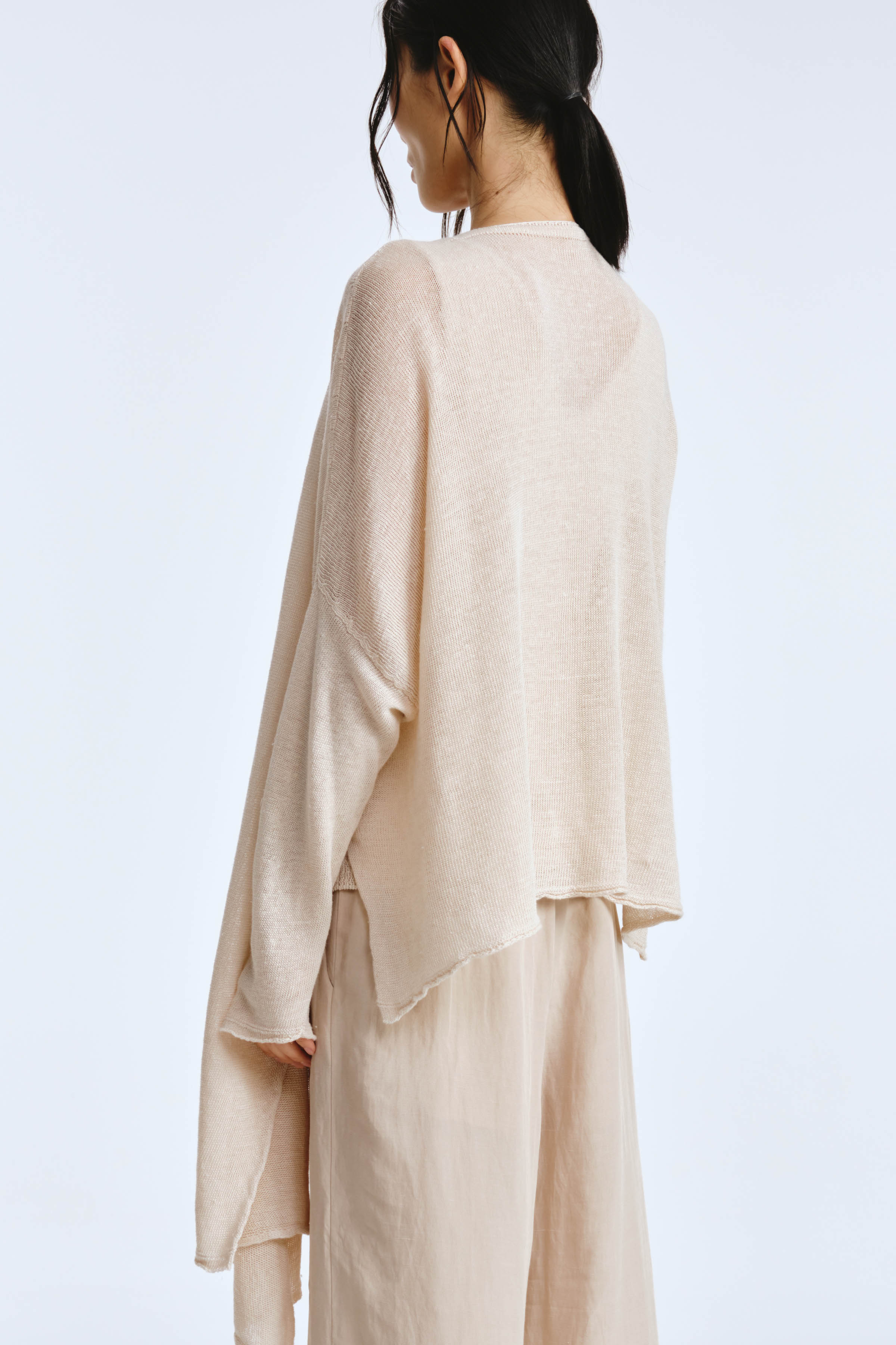 Кардиган Лён 06 Суфле (souffle), 00 Черный (noir) от Lesel (Лесель)! Заказывайте по ✆ 8 (800) 777 02 37