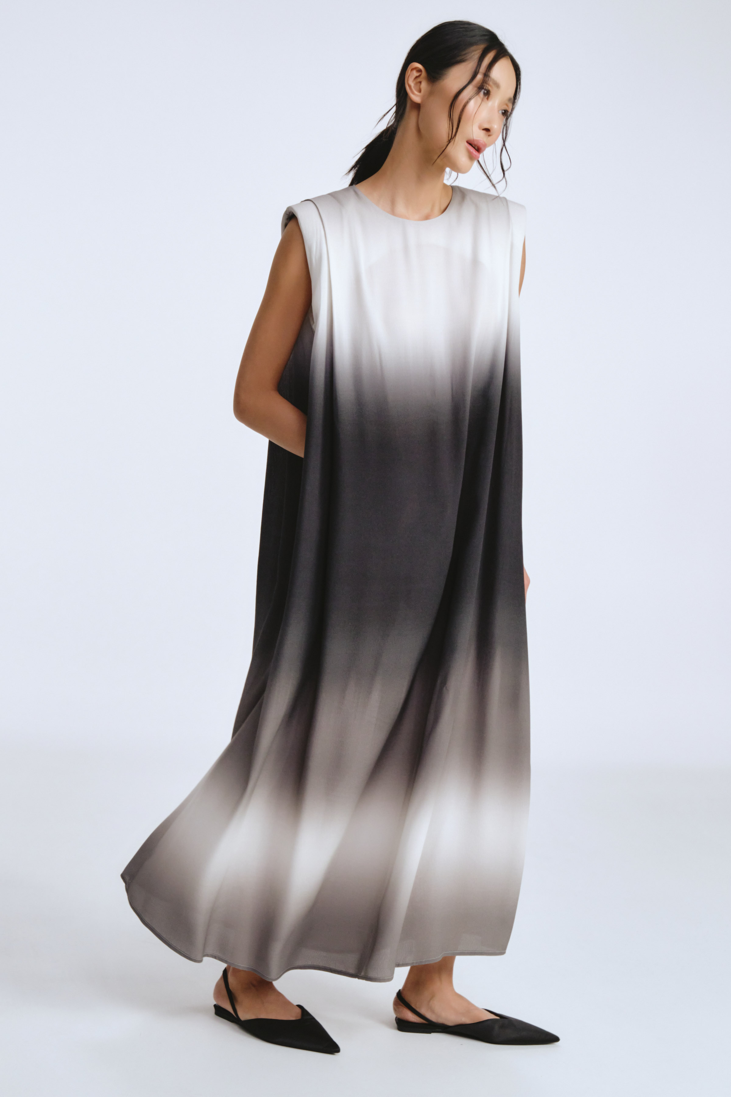 Платье Деграде мантия 10 Серый (grise), 34 Голубой лед (glace bleue) от Lesel (Лесель)! Заказывайте по ✆ 8 (800) 777 02 37