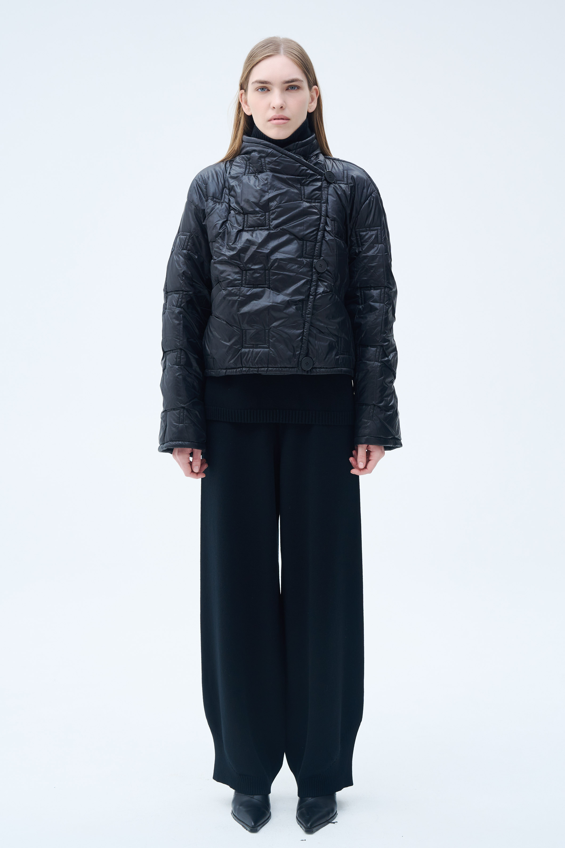 Куртка стежка лого, короткая