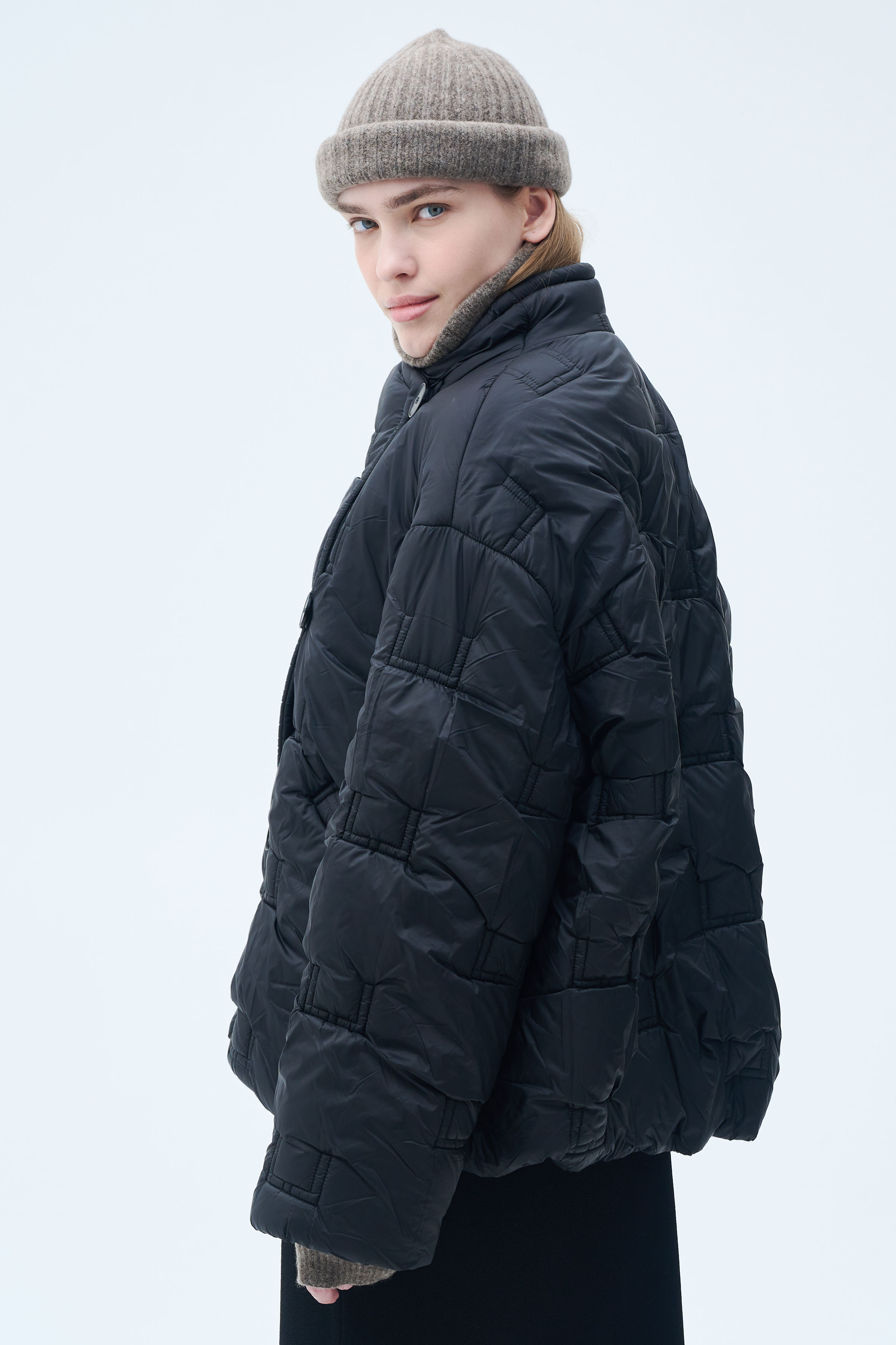 Куртка стежка лого, средняя 00 Черный (noir), 74 Тень (ombre) от Lesel (Лесель)! Заказывайте по ✆ 8 (800) 777 02 37