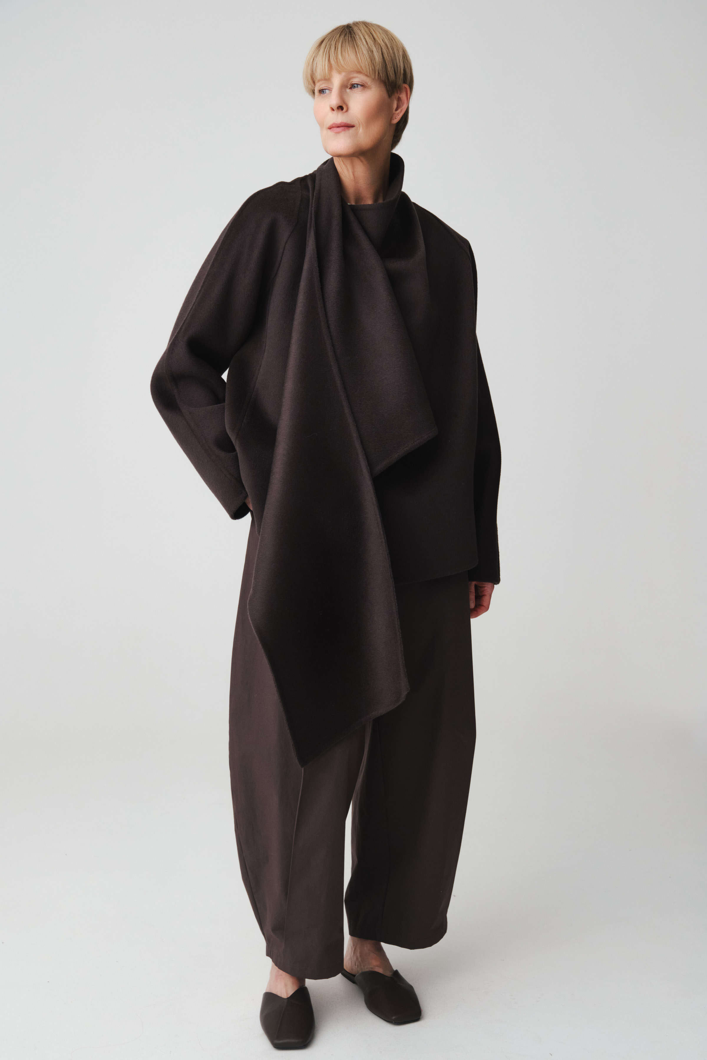 Пальто с палантином короткое, дабл кашемир