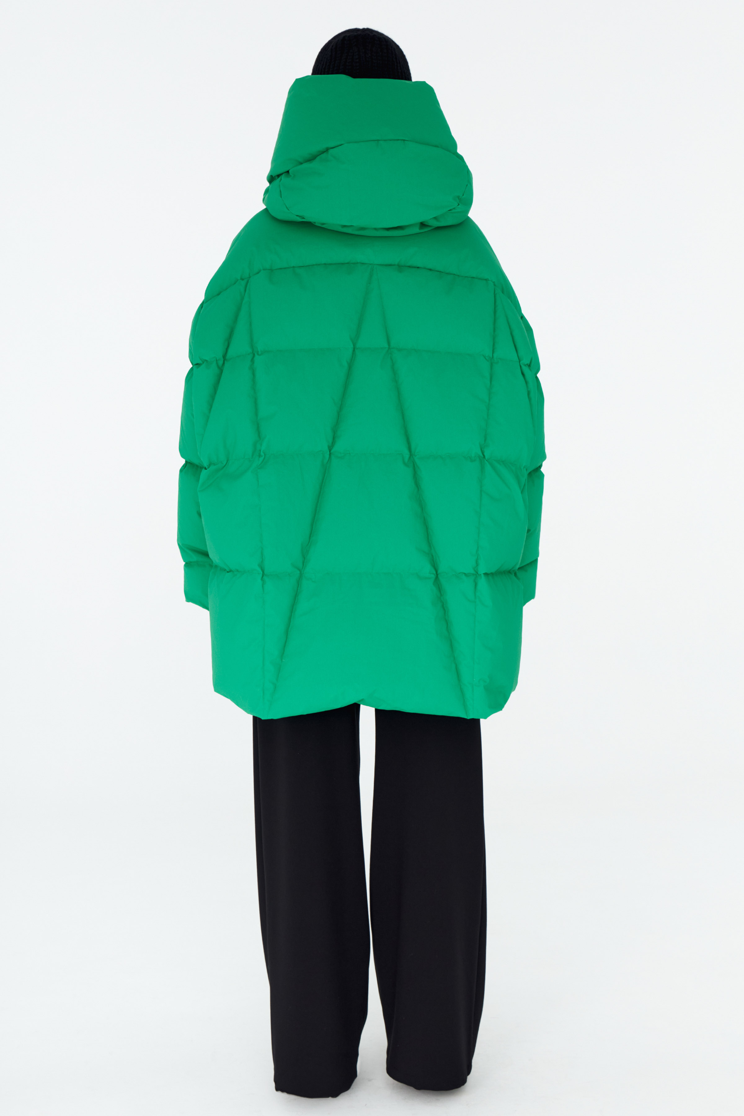 Куртка пуховая пончо-квадрат 66 Ярко-зеленый (verf clair) от Lesel (Лесель)! Заказывайте по ✆ 8 (800) 777 02 37