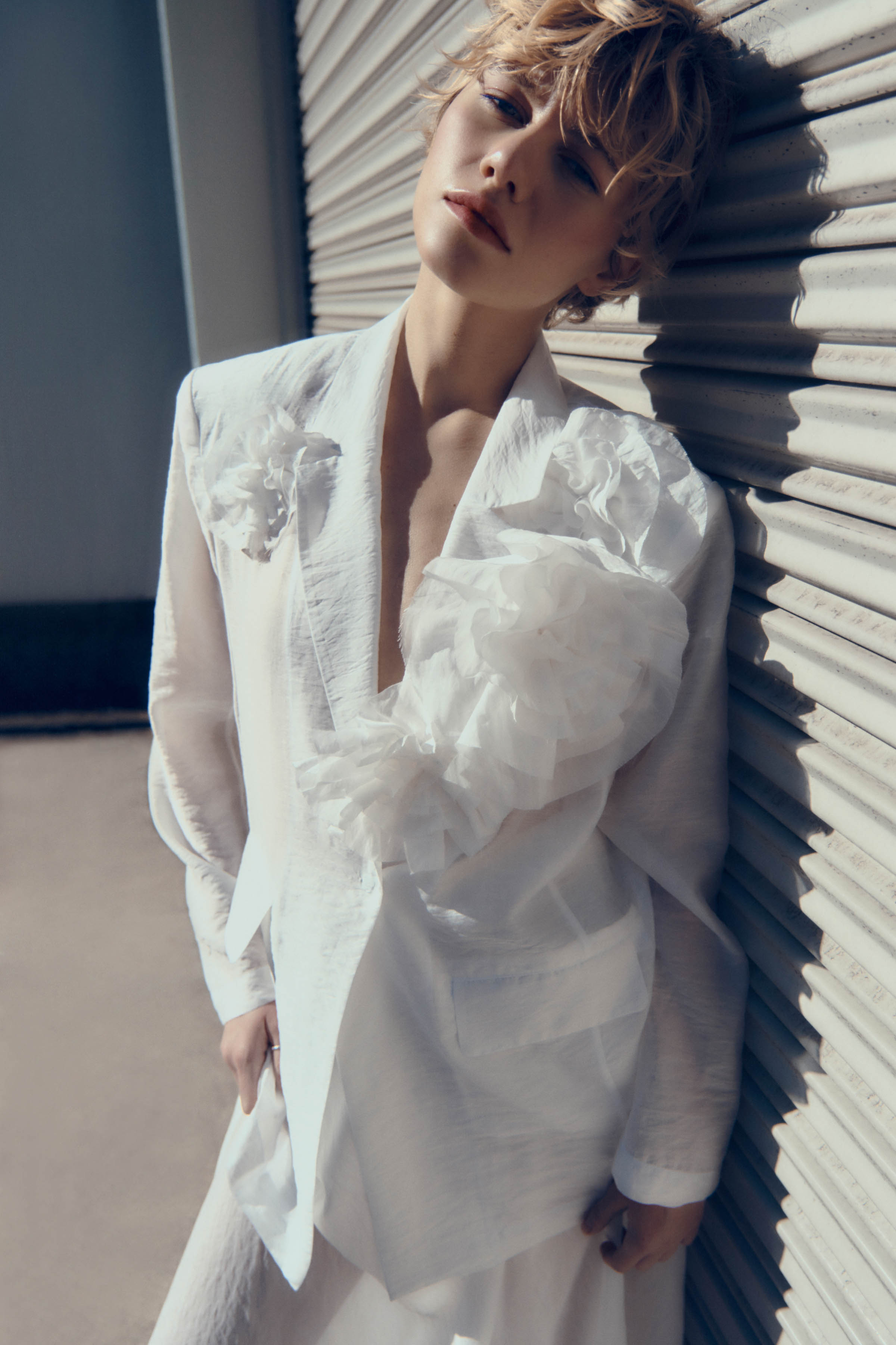 Жакет прямой прозрачный с декором 03 Кварц (quartz), 00 Черный (noir), 62 Хризолит (chrysolithe) от Lesel (Лесель)! Заказывайте по ✆ 8 (800) 777 02 37