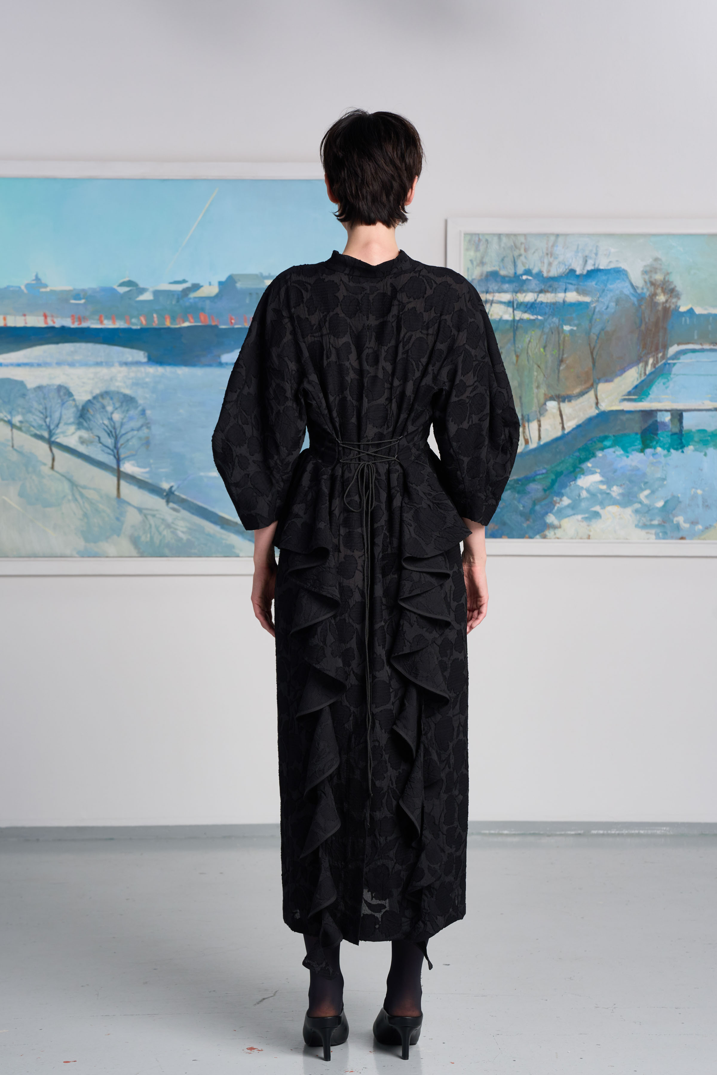 Платье с воланами Прозрачные цветы