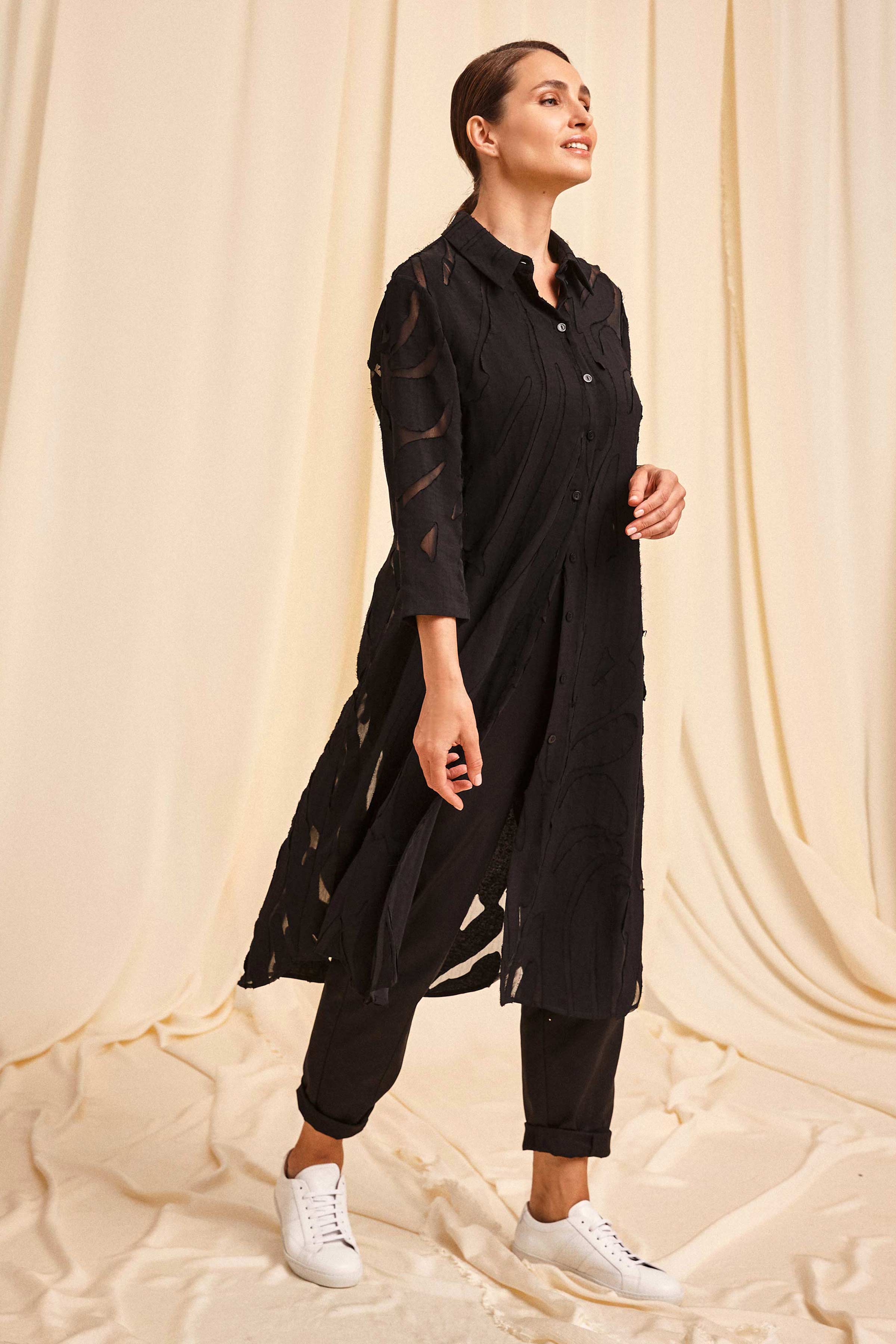 Блуза Джунгли, рубашка удлинённая 00 Черный (noir) от Lesel (Лесель)! Заказывайте по ✆ 8 (800) 777 02 37