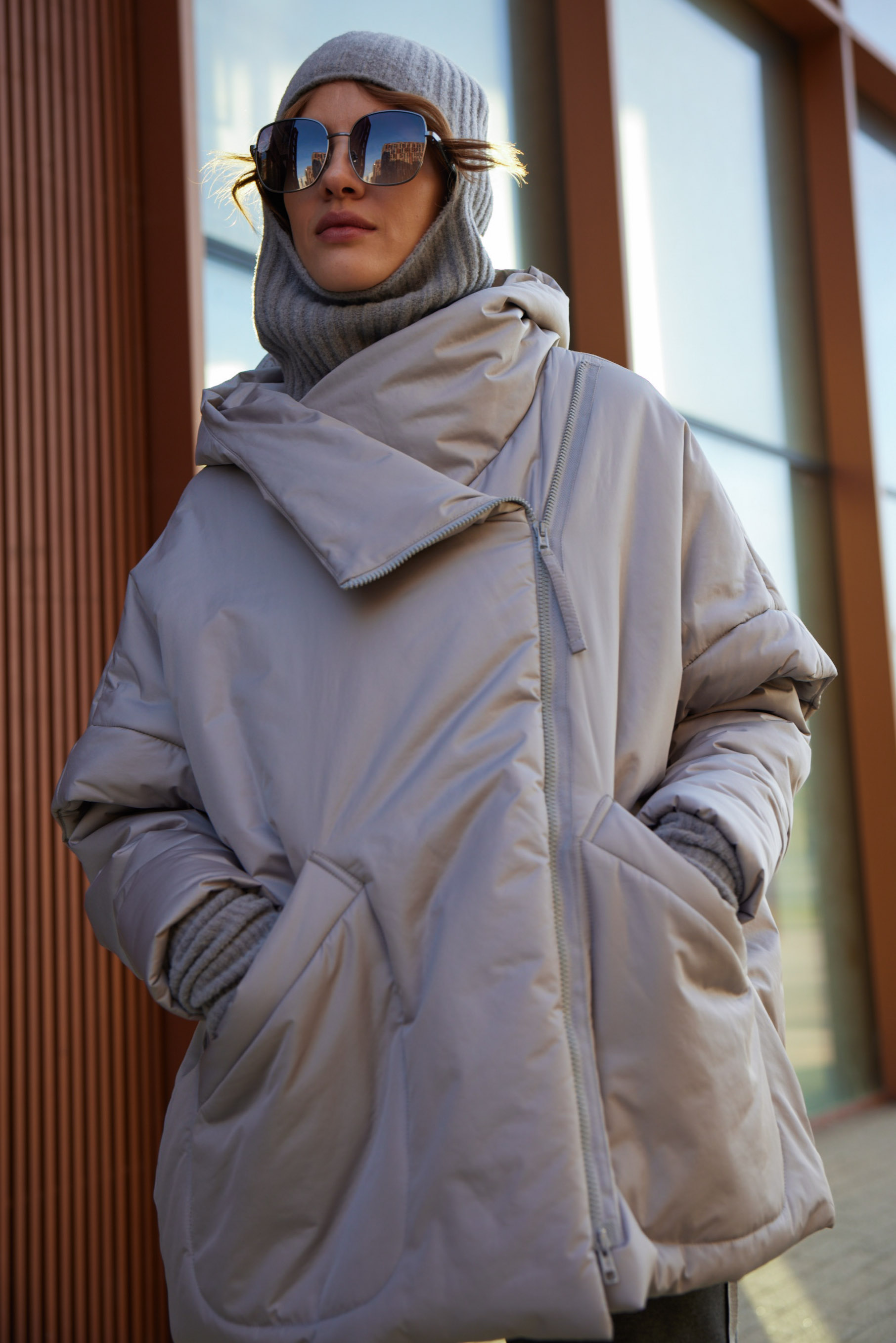 Пальто пончо с капюшоном, гладкое 10 Серый (grise), 78 Полутень (penombre) от Lesel (Лесель)! Заказывайте по ✆ 8 (800) 777 02 37