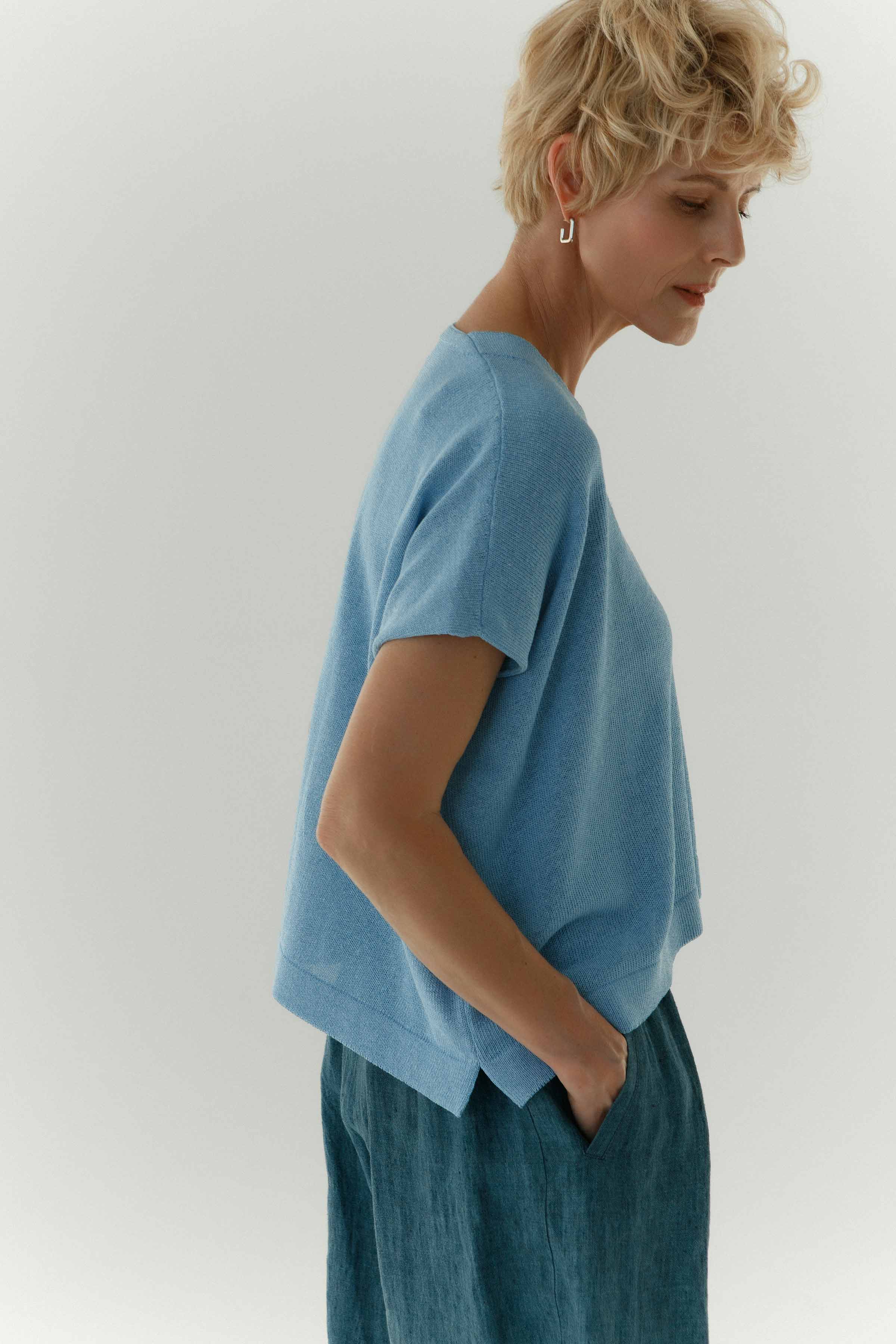 Джемпер с коротким рукавом  с планкой  от Lesel (Лесель)! Заказывайте по ✆ 8 (800) 777 02 37