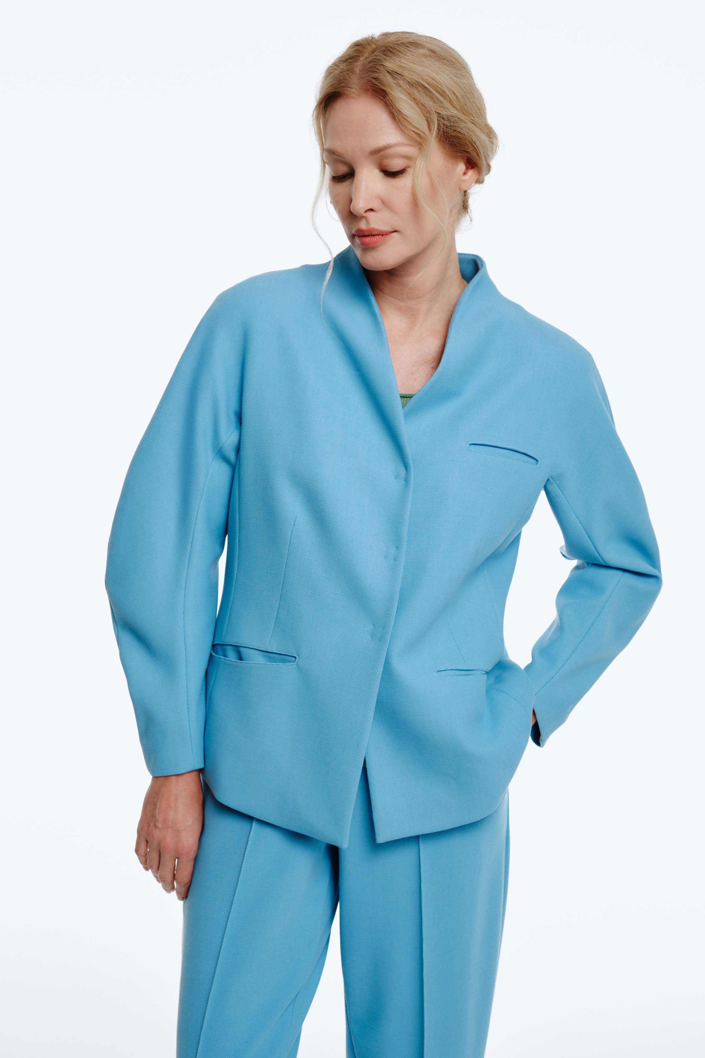 Жакет овал на подкладке 36 Лазурно-синий (bleu azur) от Lesel (Лесель)! Заказывайте по ✆ 8 (800) 777 02 37