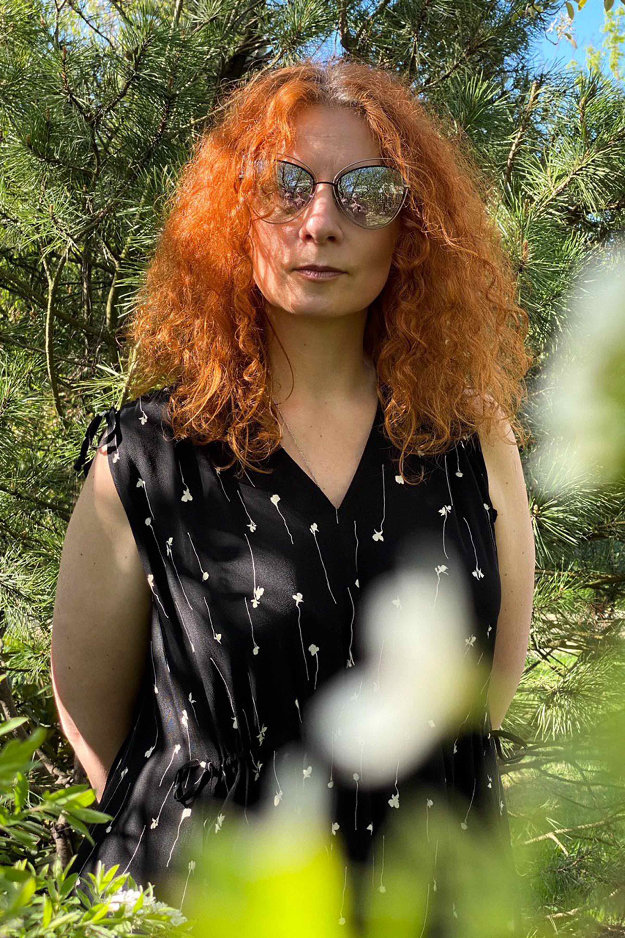 Платье «С кулисами, без рукавов, «Графика»   00 Черный (noir) от Lesel (Лесель)! Заказывайте по ✆ 8 (800) 777 02 37