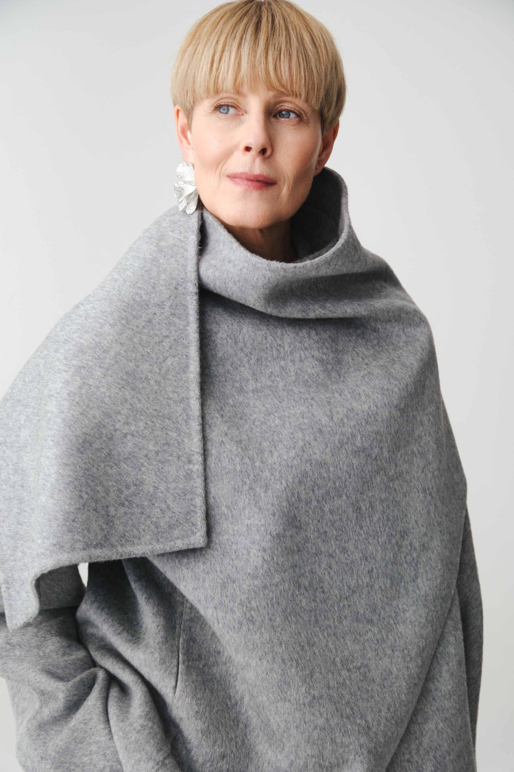 Пальто с палантином короткое, дабл кашемир