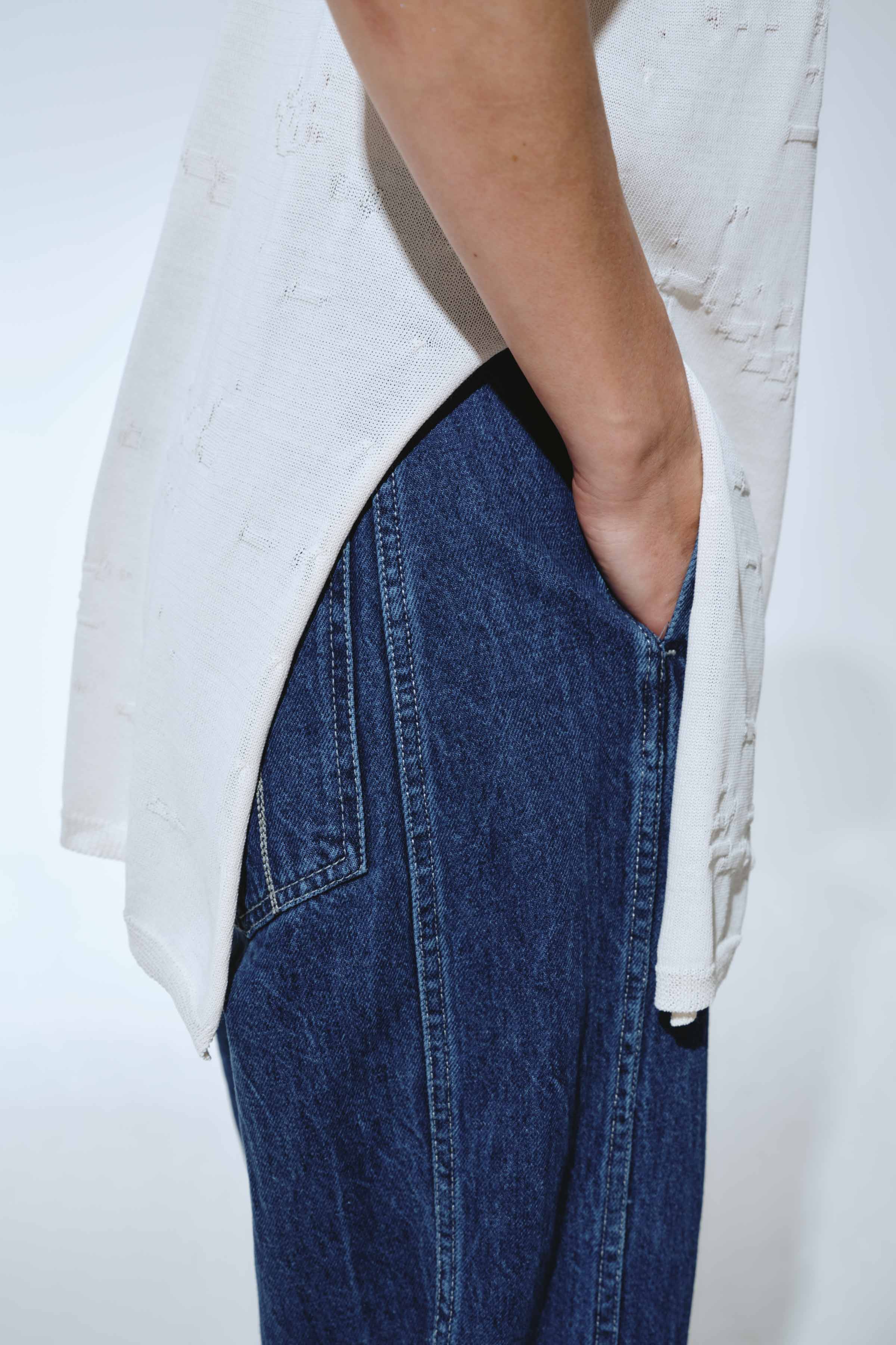 Брюки Бананы узкие, джинса 38 Джинсовый (denim) от Lesel (Лесель)! Заказывайте по ✆ 8 (800) 777 02 37