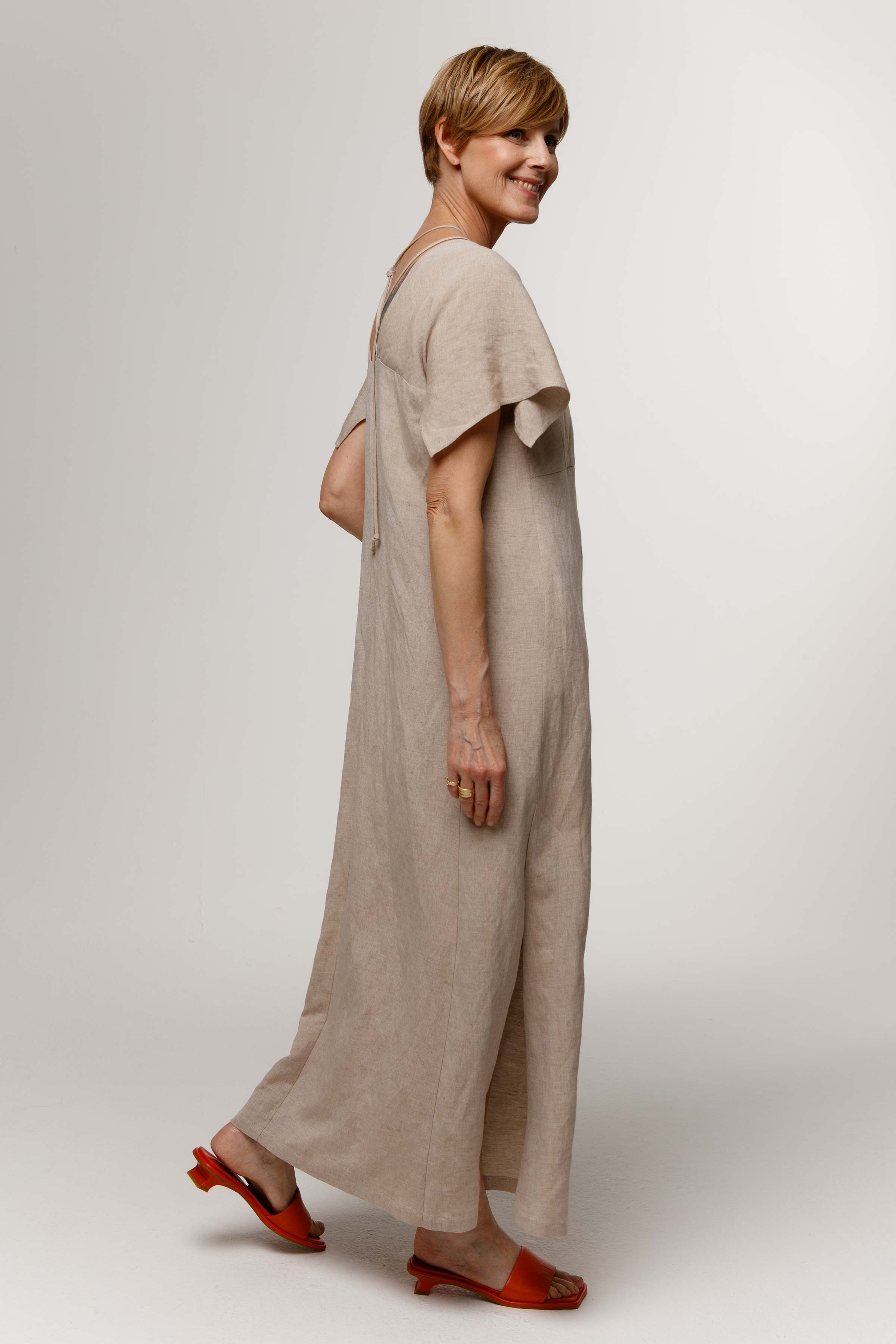 Платье с крылышками, лён 02 Песок (sable) от Lesel (Лесель)! Заказывайте по ✆ 8 (800) 777 02 37