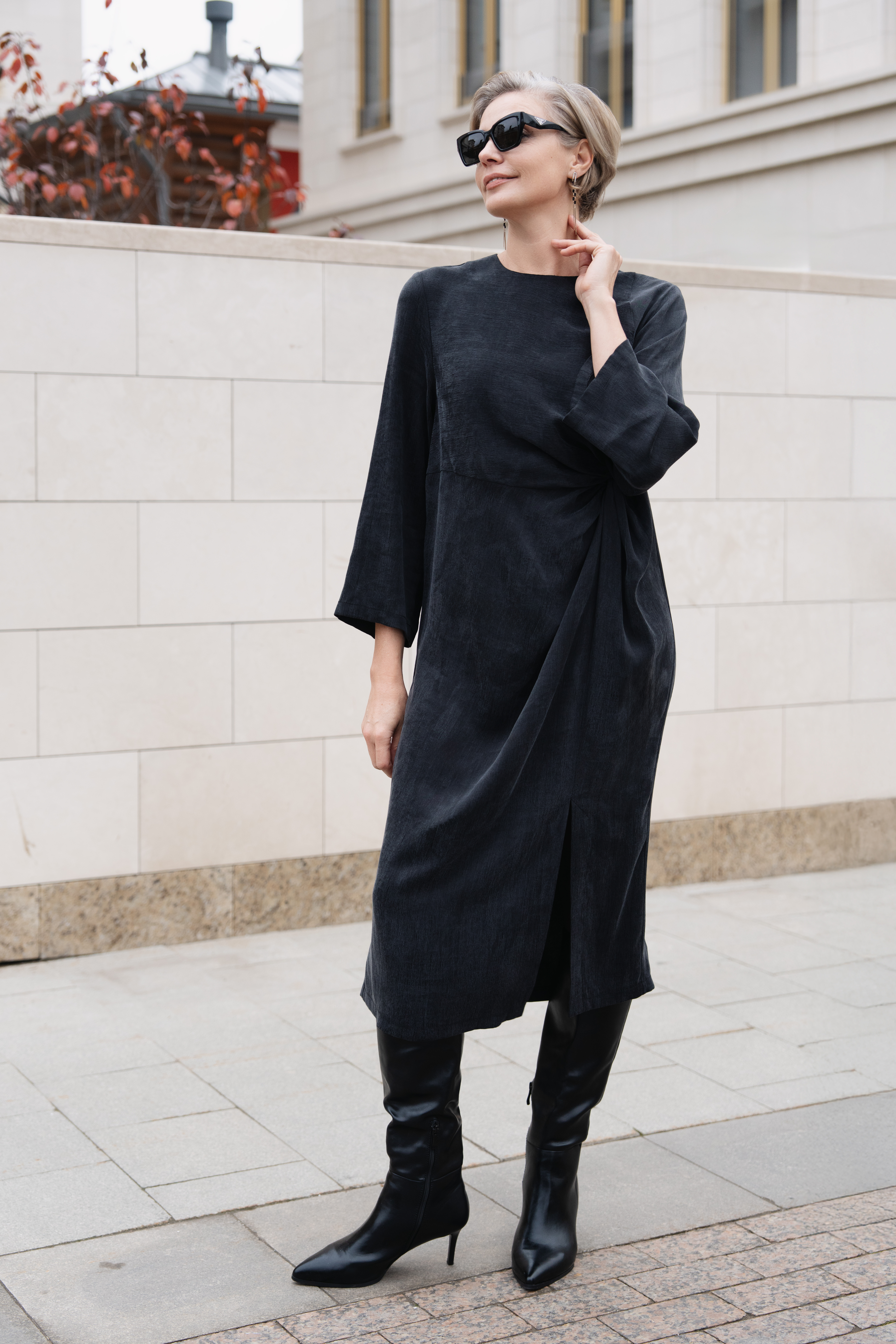 Платье со сложной драпировкой, вареный шелк