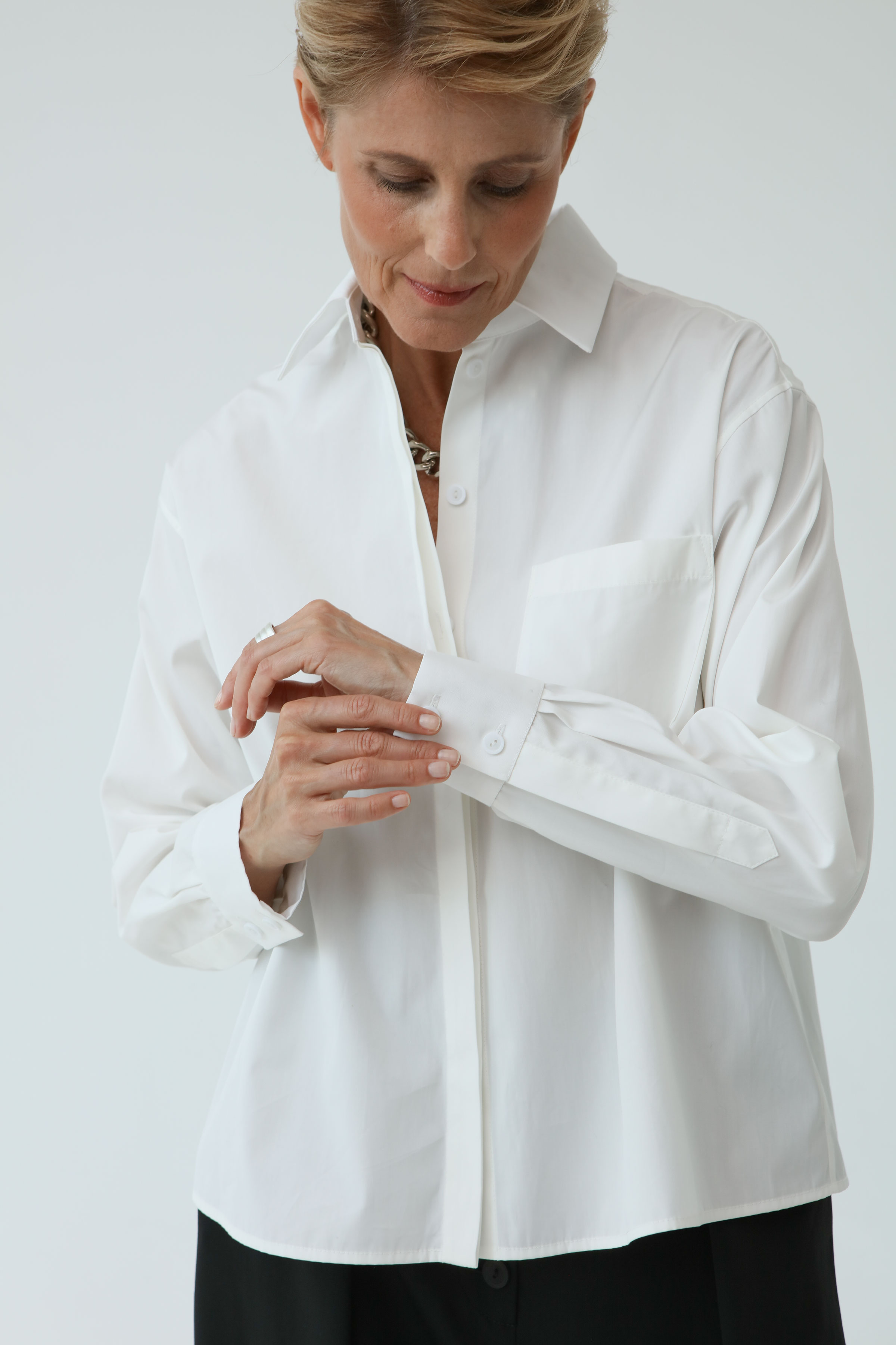 Блуза рубашка с декором  от Lesel (Лесель)! Заказывайте по ✆ 8 (800) 777 02 37