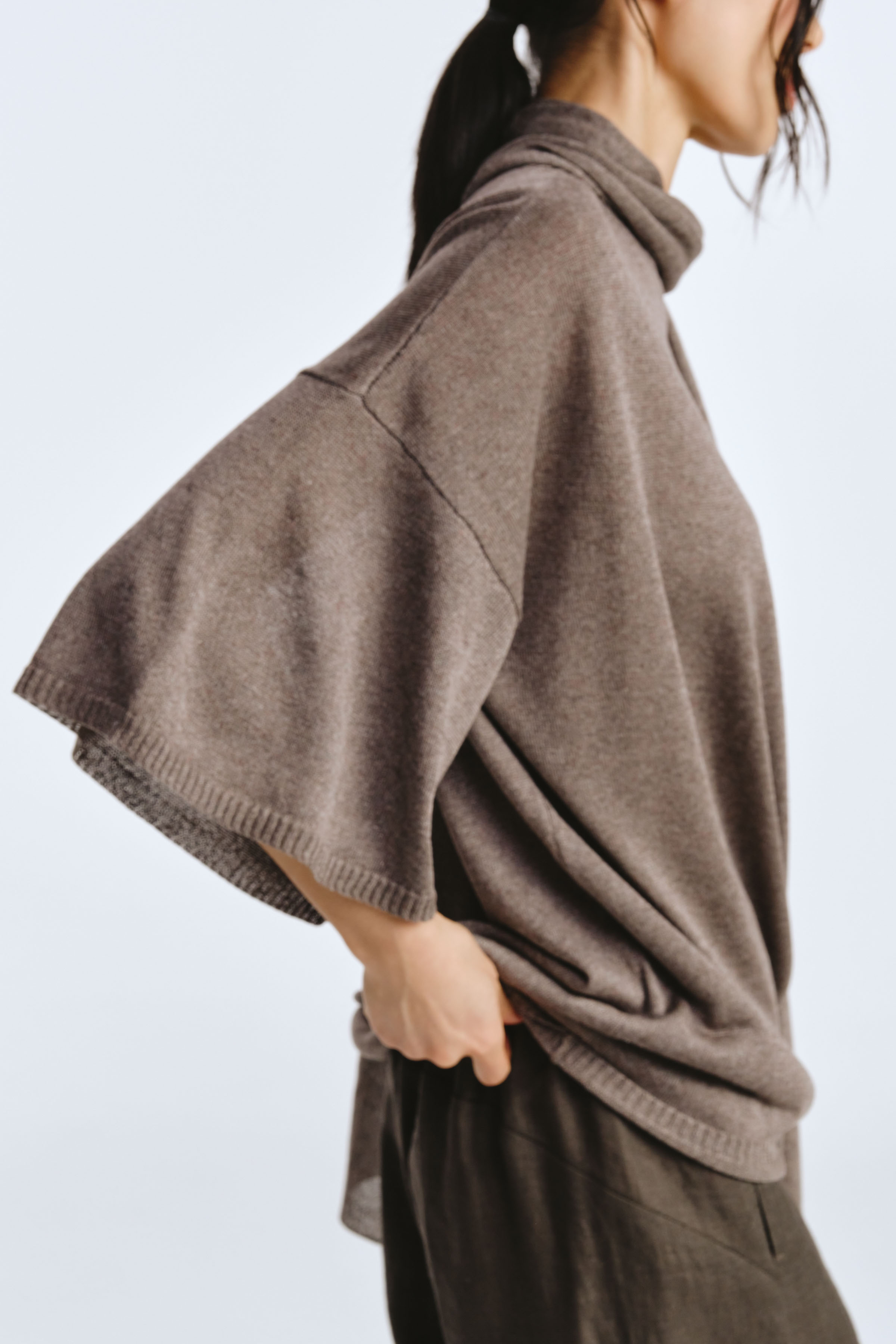 Джемпер с широким рукавом и поясом  от Lesel (Лесель)! Заказывайте по ✆ 8 (800) 777 02 37