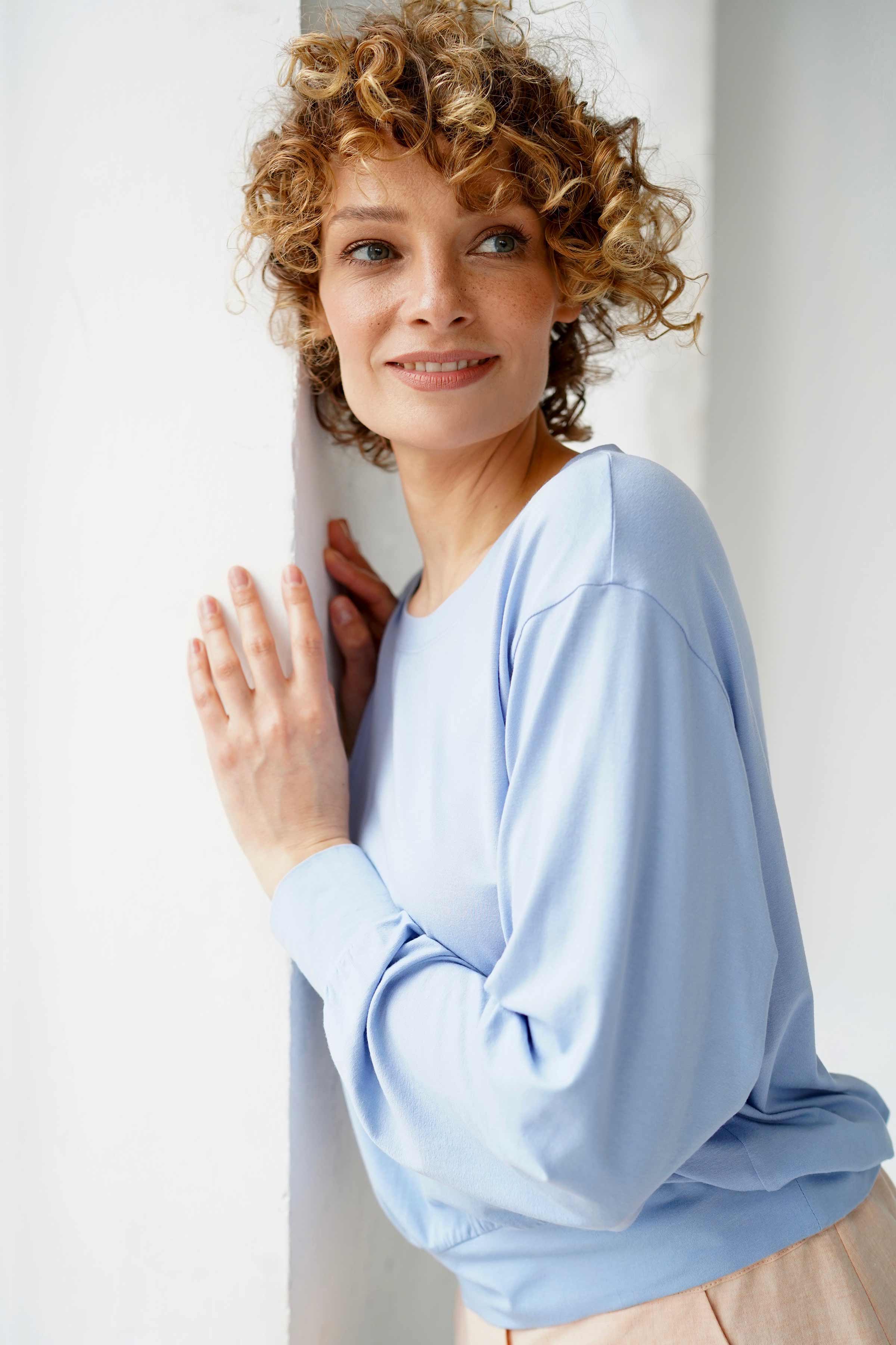 База с подвязами, длинный рукав  от Lesel (Лесель)! Заказывайте по ✆ 8 (800) 777 02 37