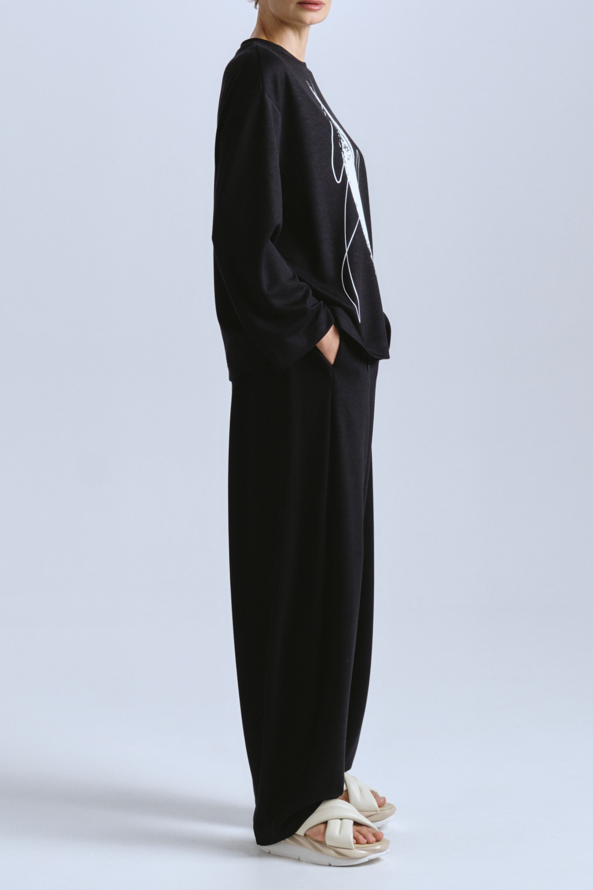 Брюки бананы, мягкое джерси  от Lesel (Лесель)! Заказывайте по ✆ 8 (800) 777 02 37