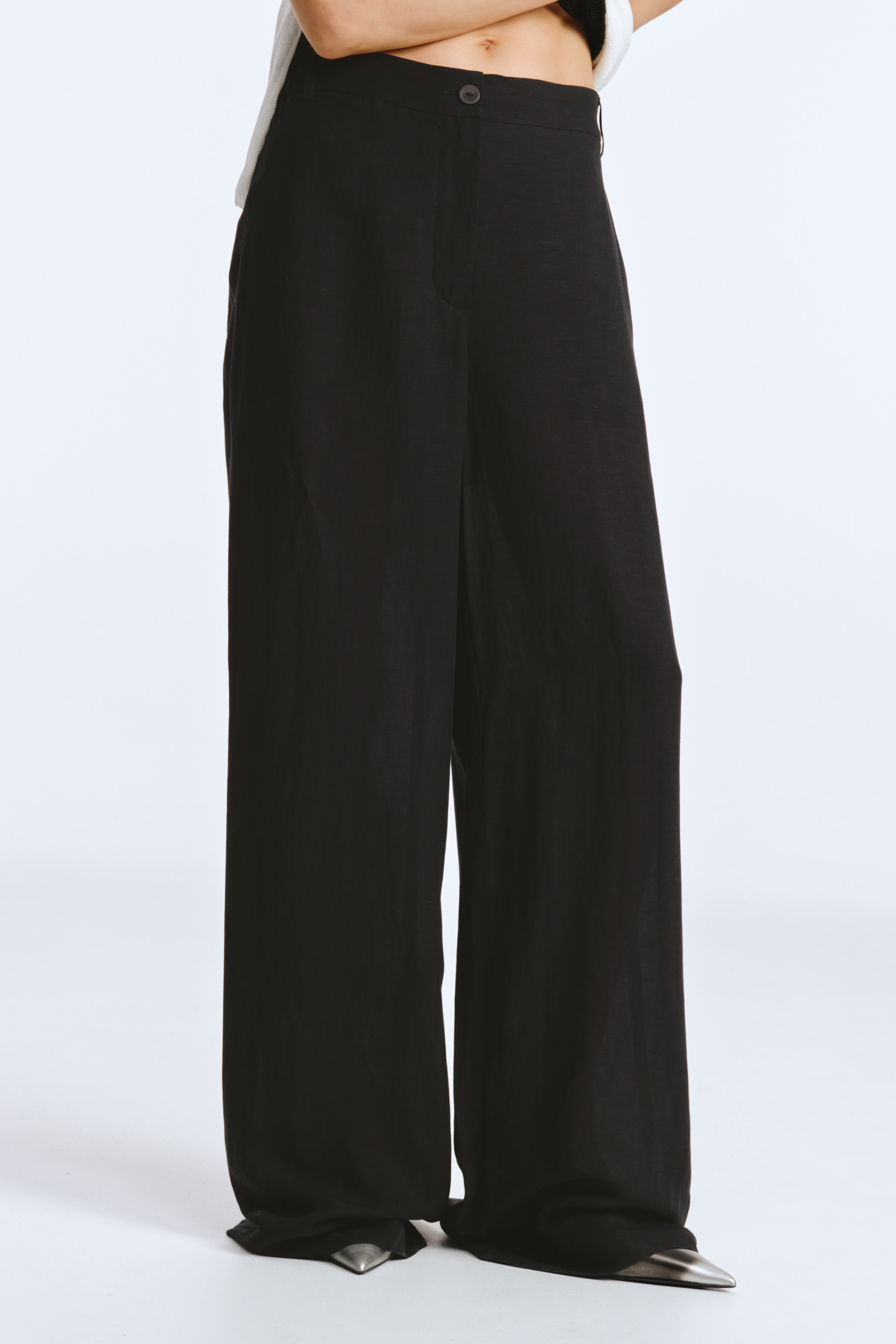 Брюки прямые, тонкий лен