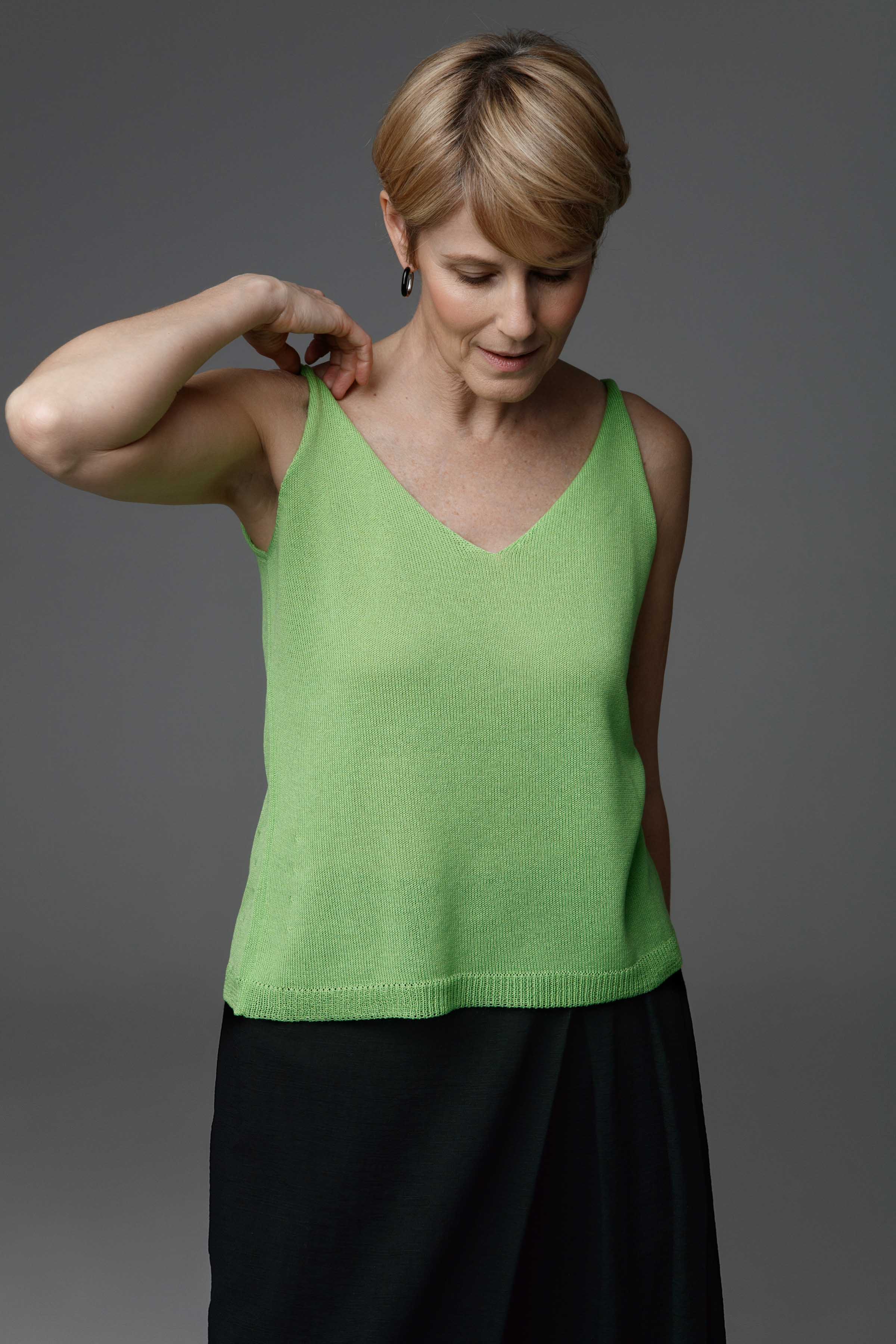 Топ с перекрученными бретелями 59 Яркий лайм (citron vert vif) от Lesel (Лесель)! Заказывайте по ✆ 8 (800) 777 02 37