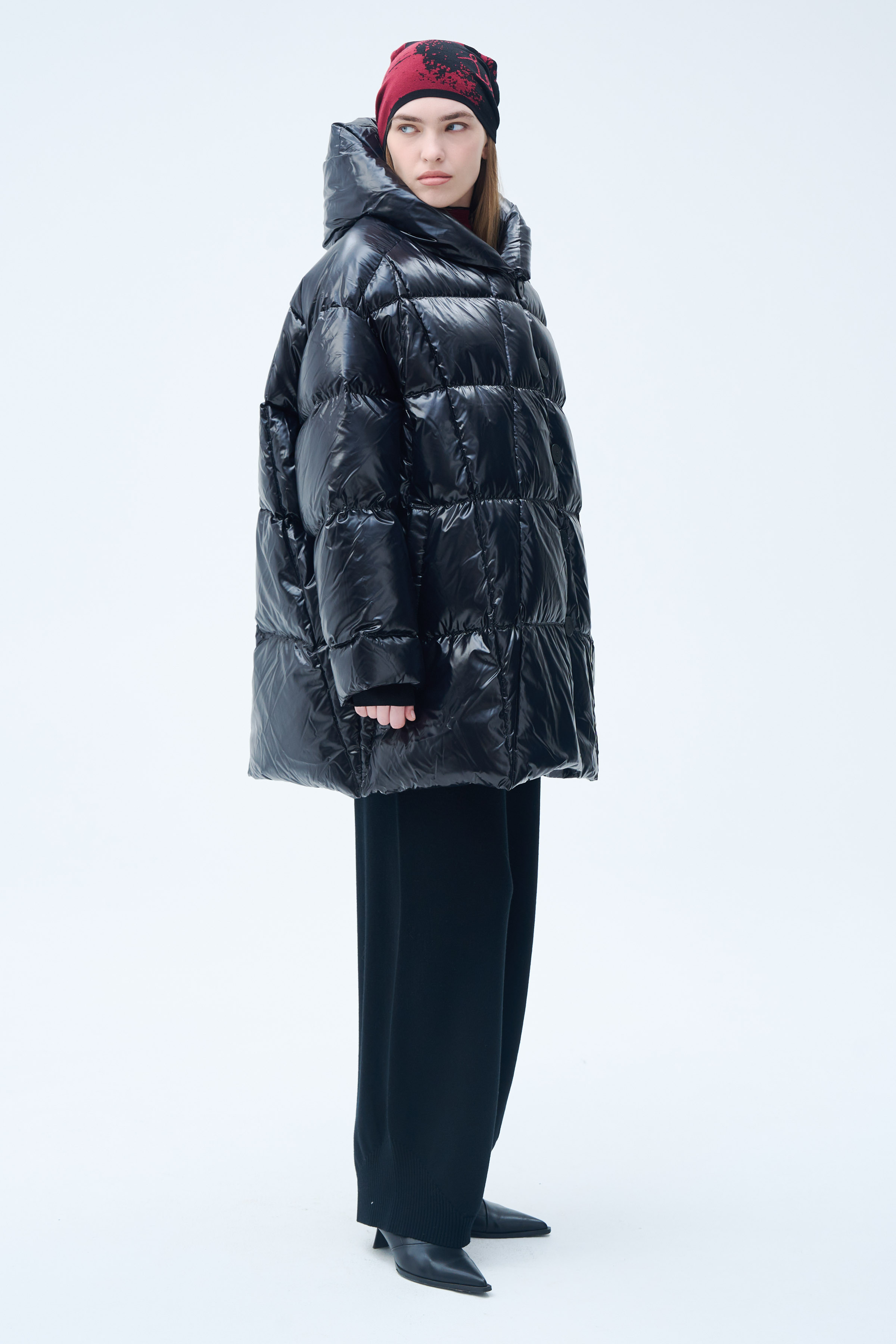 Куртка пуховая пончо-квадрат 79 Гербарий (herbal), 00 Черный (noir), 38 Джинсовый (denim) от Lesel (Лесель)! Заказывайте по ✆ 8 (800) 777 02 37