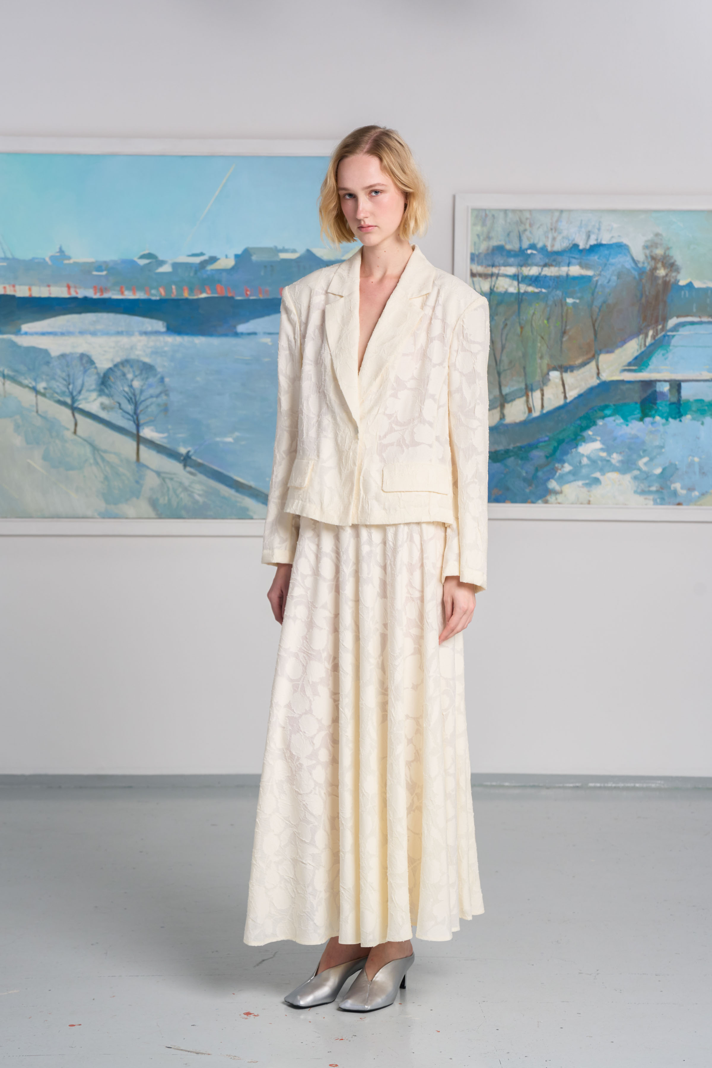 Жакет Прозрачные цветы  от Lesel (Лесель)! Заказывайте по ✆ 8 (800) 777 02 37