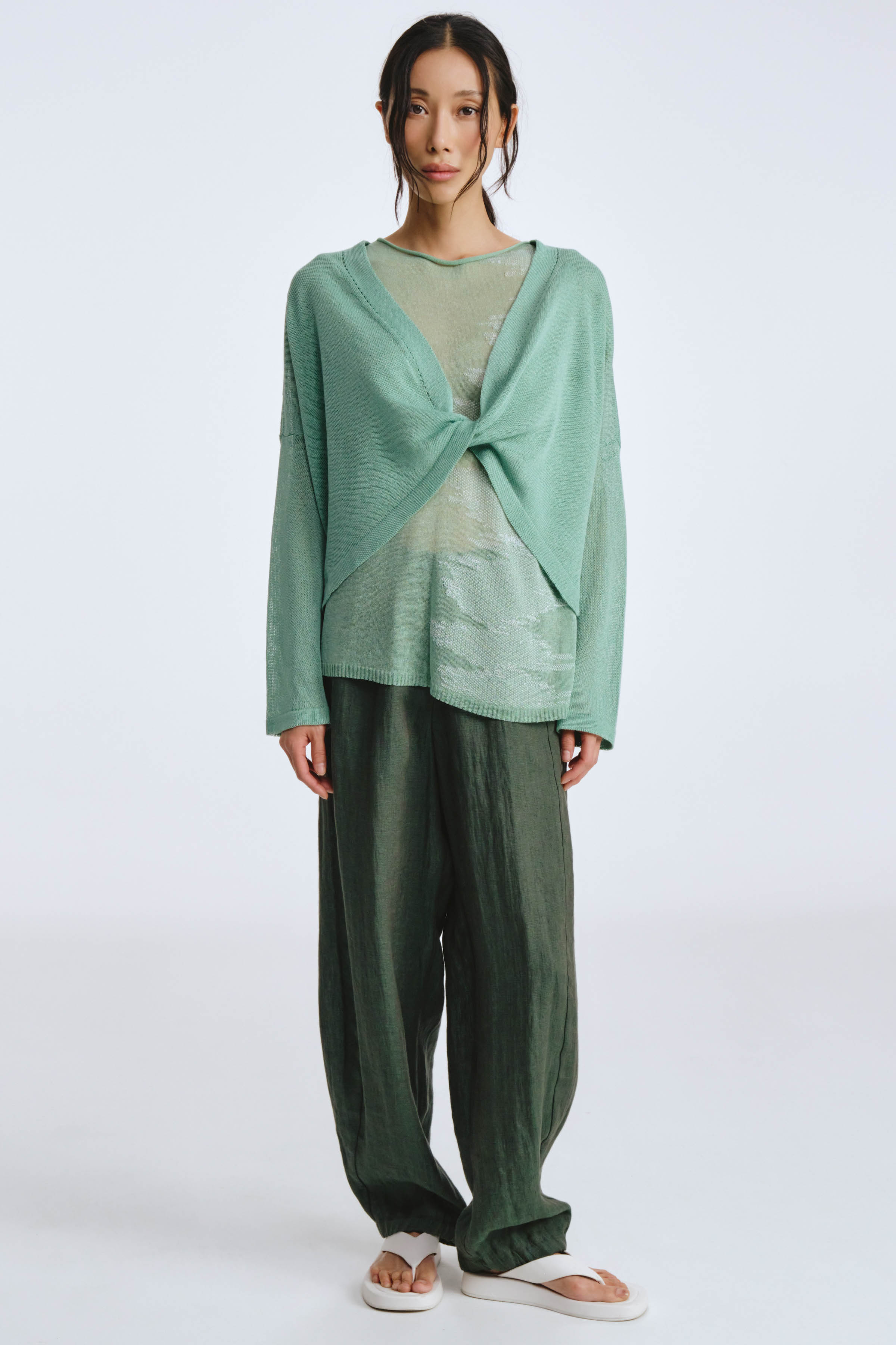 Брюки свободные на резинке, лен