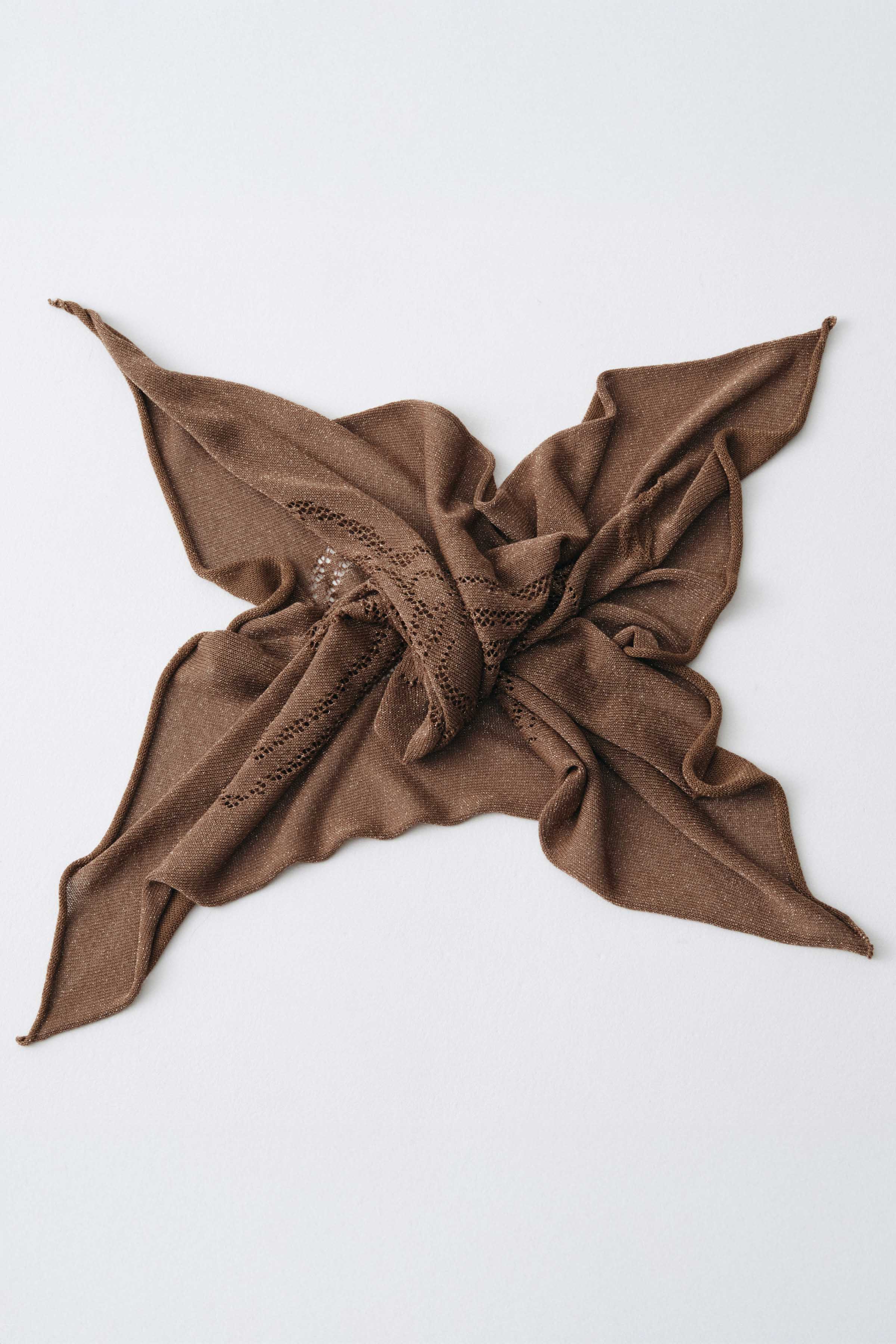 Платок Графика  от Lesel (Лесель)! Заказывайте по ✆ 8 (800) 777 02 37