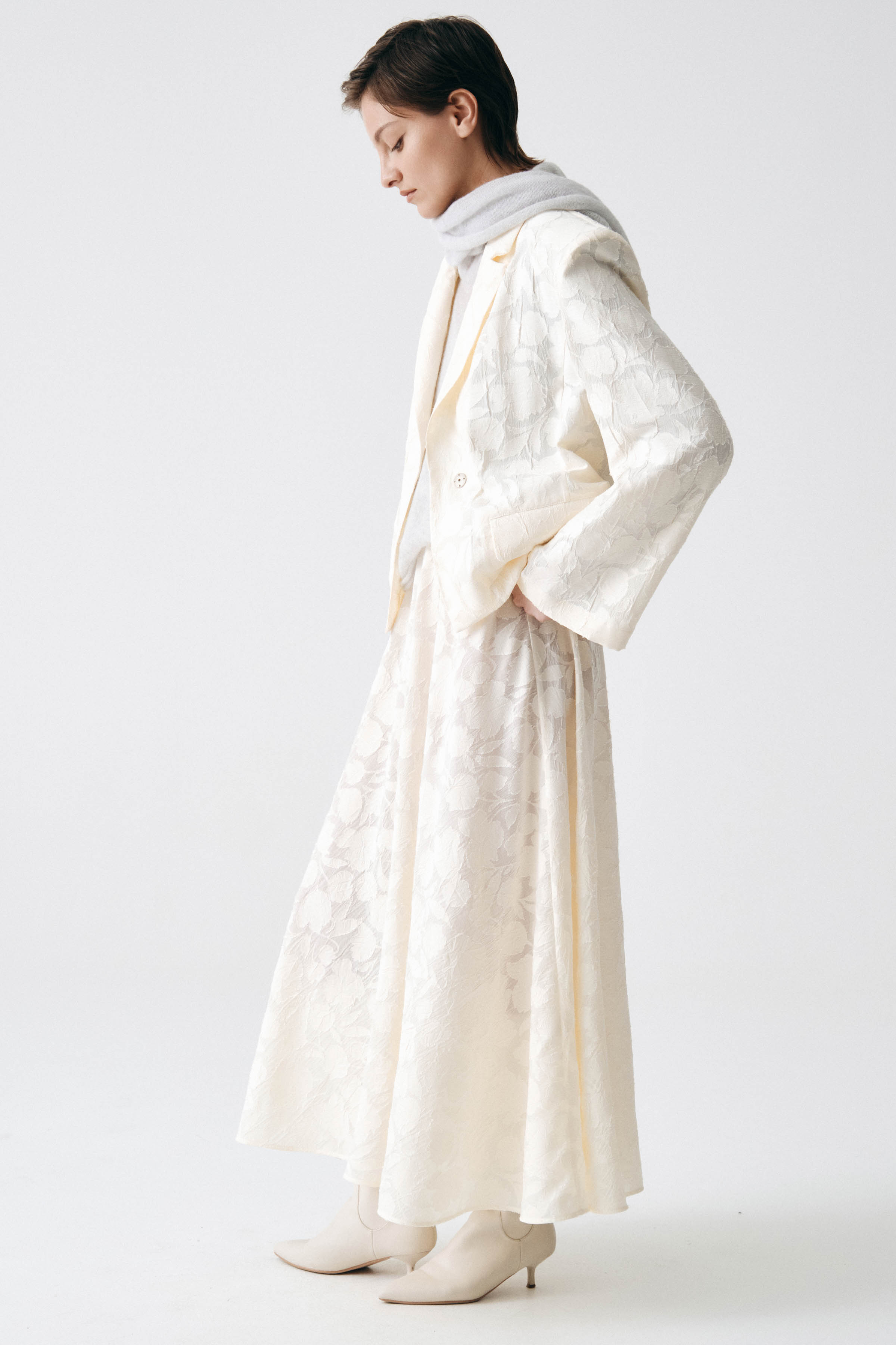 Юбка клеш Прозрачные цветы  от Lesel (Лесель)! Заказывайте по ✆ 8 (800) 777 02 37