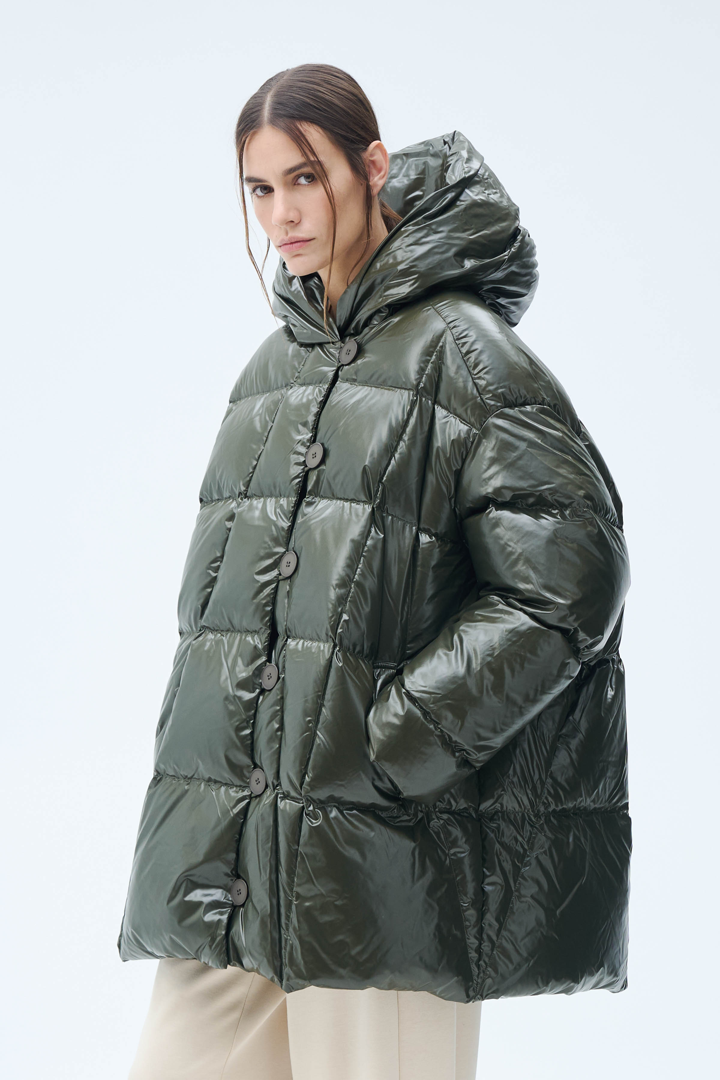 Куртка пуховая пончо-квадрат 79 Гербарий (herbal) от Lesel (Лесель)! Заказывайте по ✆ 8 (800) 777 02 37