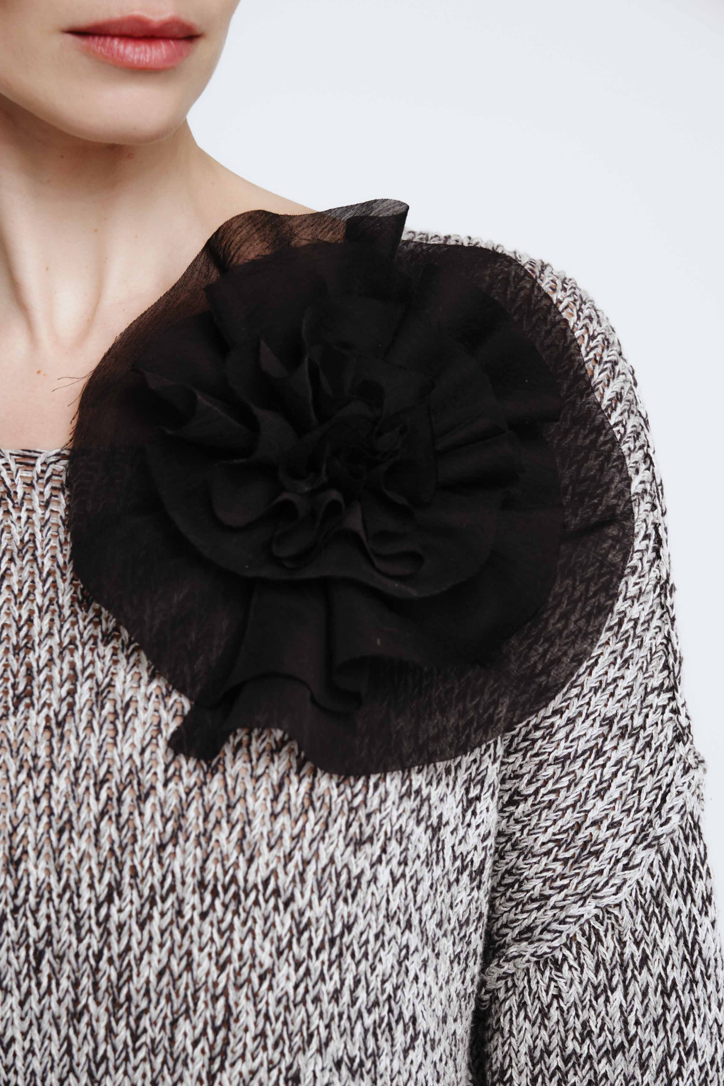 Брошь на магните Роза большая 00 Черный (noir) от Lesel (Лесель)! Заказывайте по ✆ 8 (800) 777 02 37