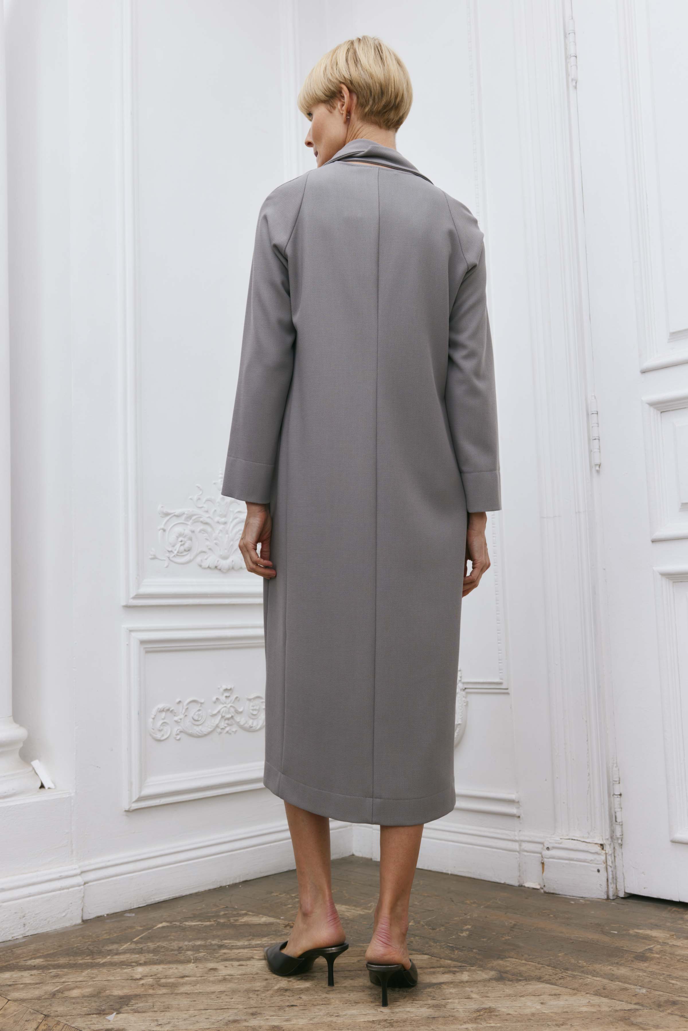 Платье с воротником Качели, длинный рукав 10 Серый (grise), 36 Лазурно-синий (bleu azur), 00 Черный (noir) от Lesel (Лесель)! Заказывайте по ✆ 8 (800) 777 02 37