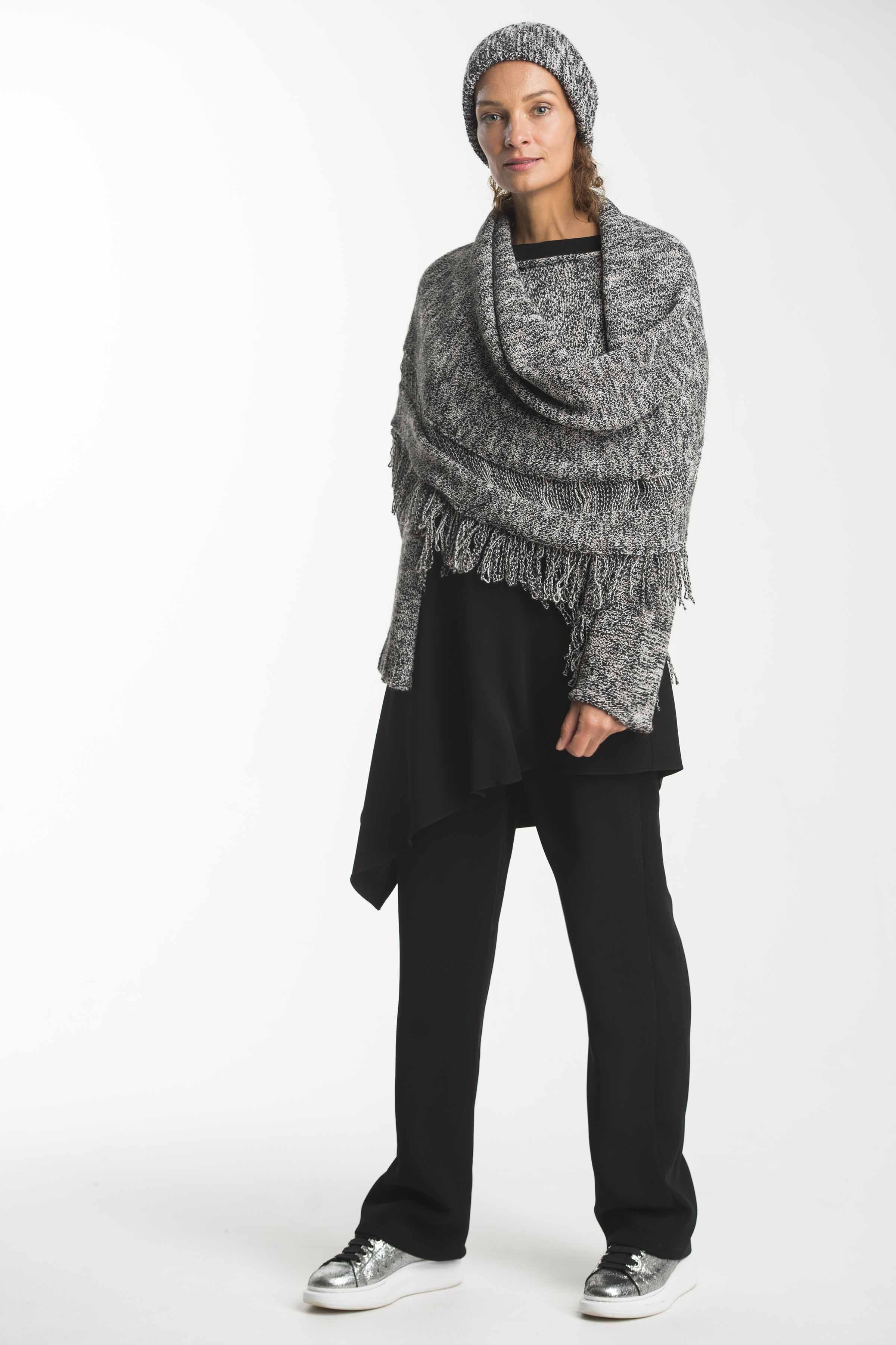 Шарф с бахромой "Рогожка" 24 Шафран (safran), 16 Черный меланж (melange noir) от Lesel (Лесель)! Заказывайте по ✆ 8 (800) 777 02 37