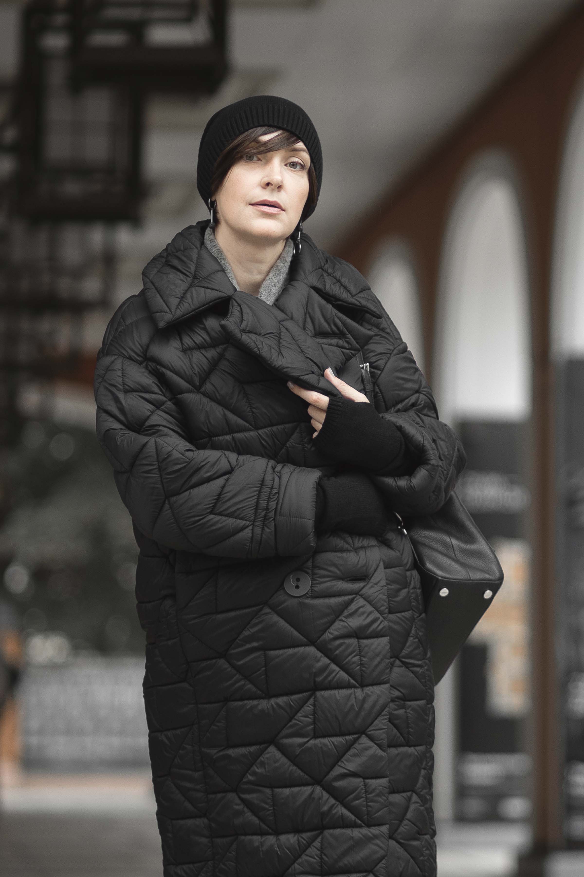 Шапка Полосы 00 Черный (noir) от Lesel (Лесель)! Заказывайте по ✆ 8 (800) 777 02 37