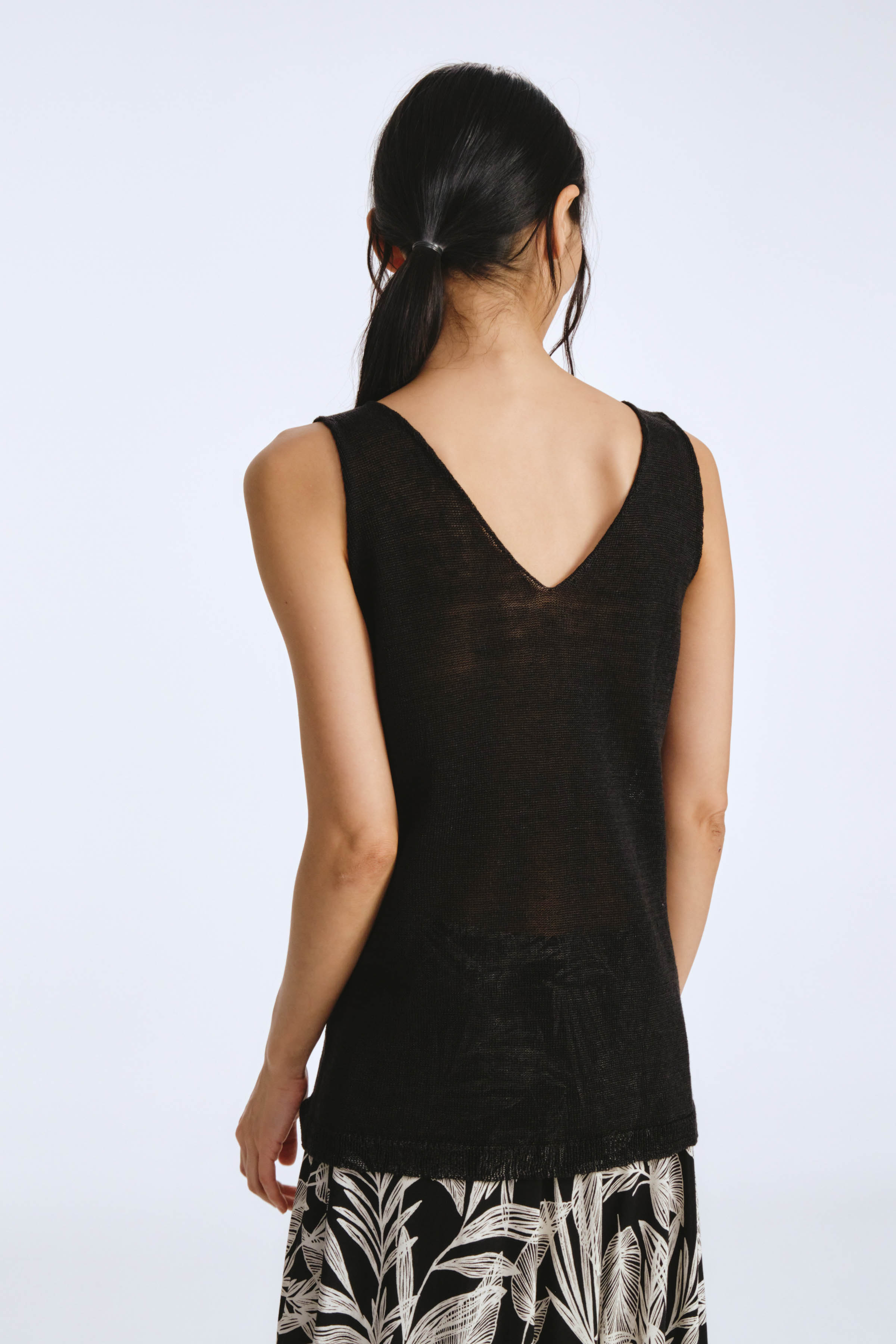 Топ база лён 00 Черный (noir), 06 Суфле (souffle) от Lesel (Лесель)! Заказывайте по ✆ 8 (800) 777 02 37