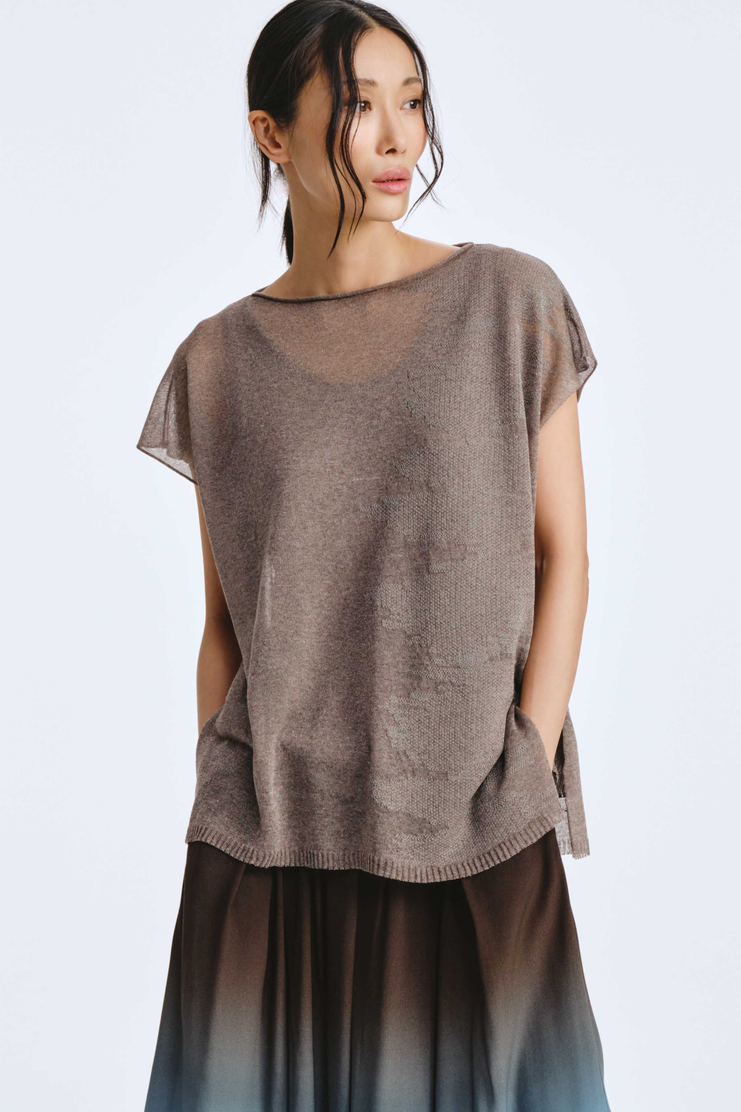 Джемпер с коротким рукавом Тень  от Lesel (Лесель)! Заказывайте по ✆ 8 (800) 777 02 37