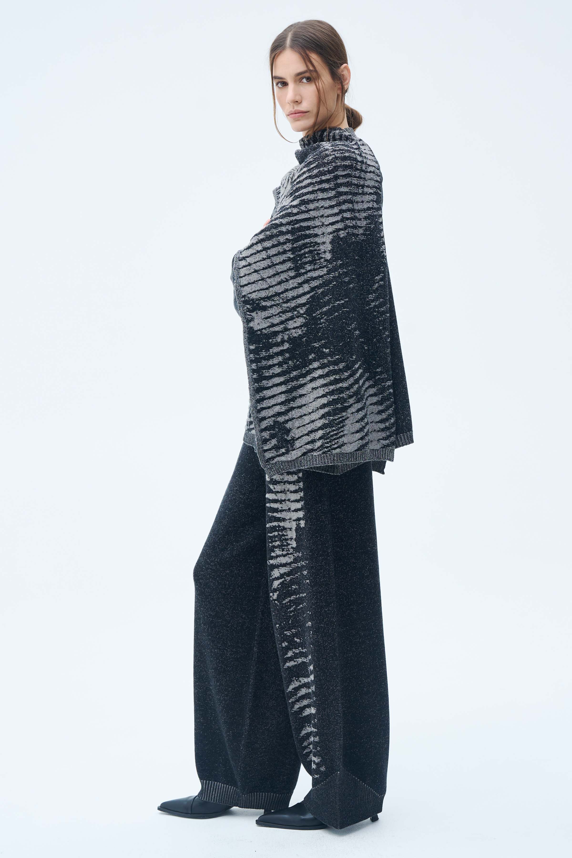 Брюки Муары